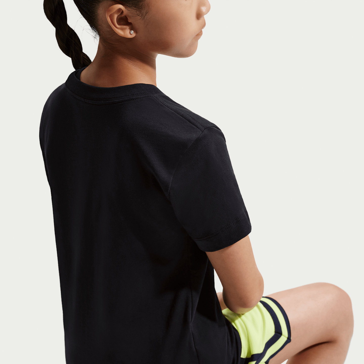 Детская баскетбольная футболка Nike, цвет: Чёрный — фото 4
