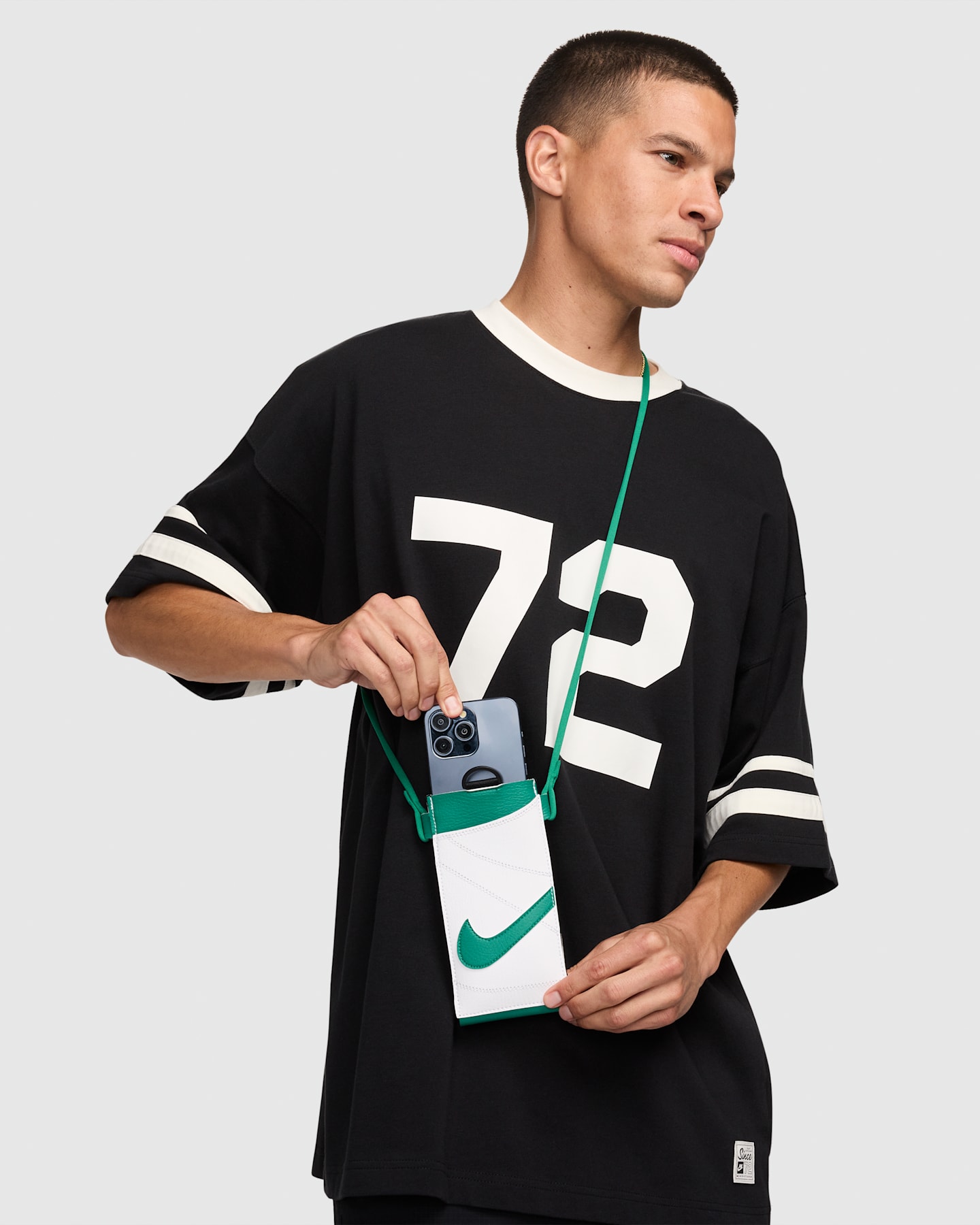 Сумка для телефона через плечо Nike Premium, цвет: Зелёный — фото 9