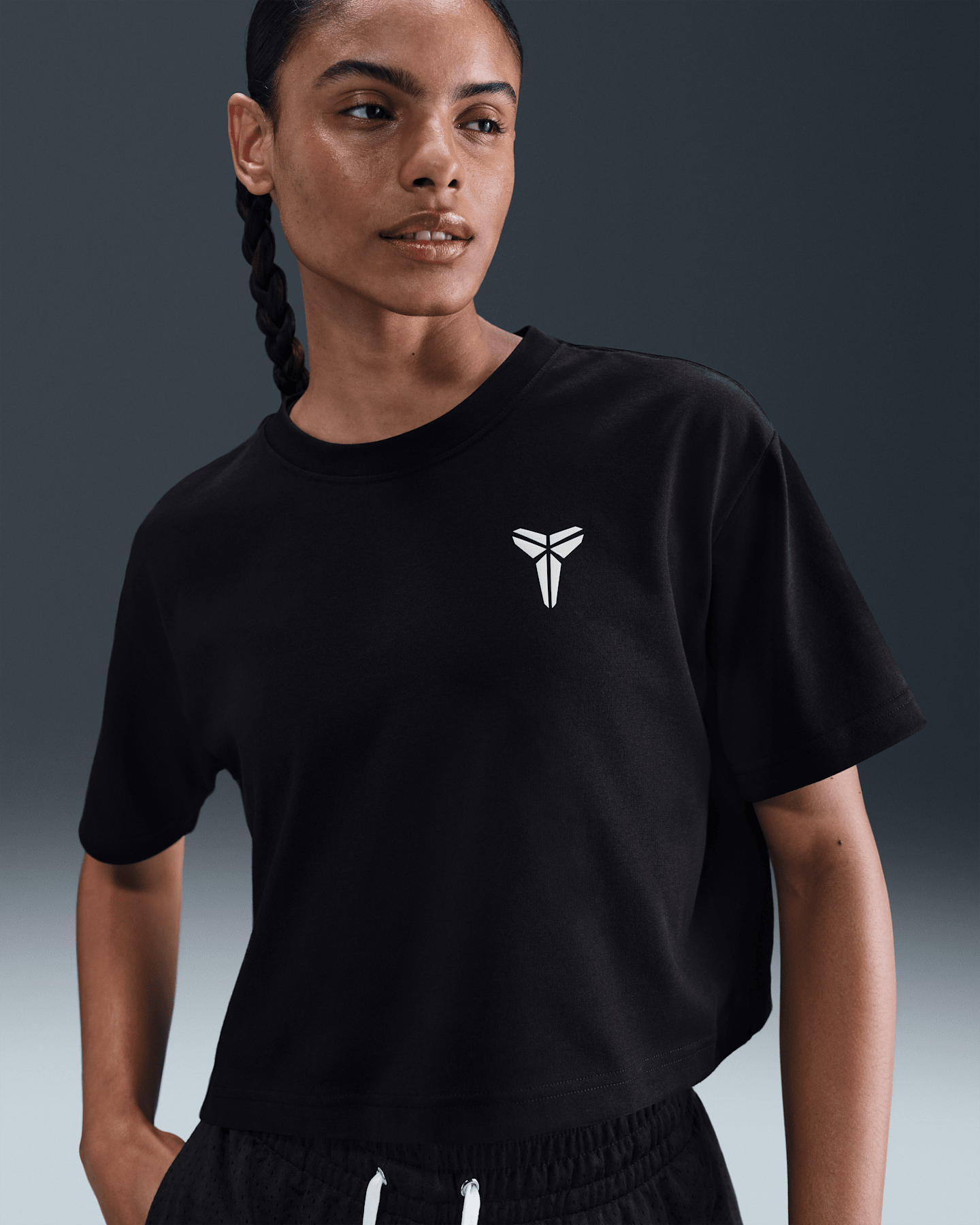 Женская укороченная баскетбольная футболка Nike Kobe Dri-FIT, цвет: Чёрный — фото 6