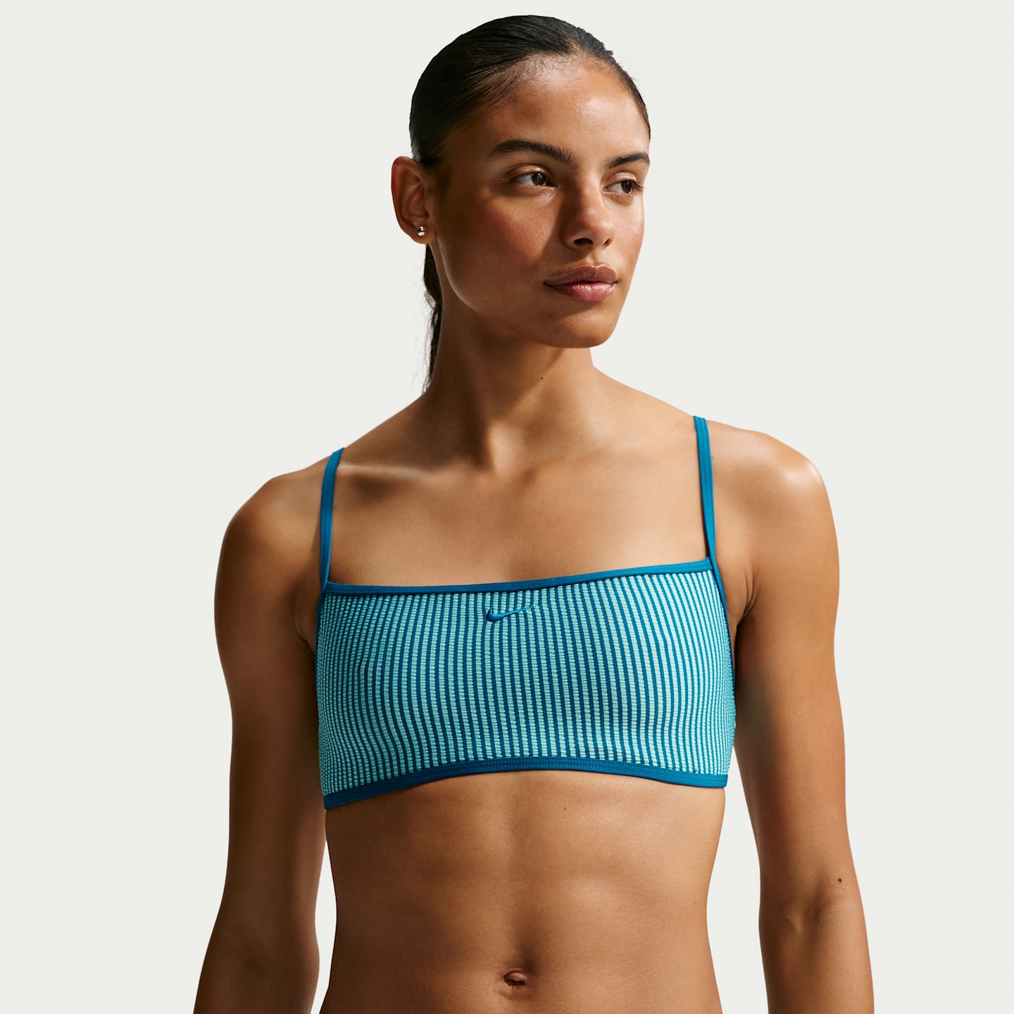 Женский верх бикини-бралетт Nike Swim с рифлёной текстурой, цвет: Выбеленный бирюзовый — фото 1
