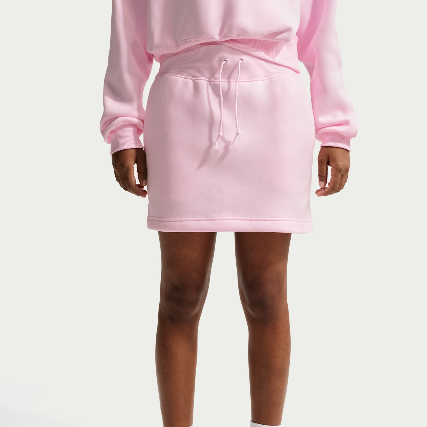 Женская юбка Nike Sportswear Phoenix Fleece High-Waisted Slim Mini, цвет: Розовый пенный — фото 2