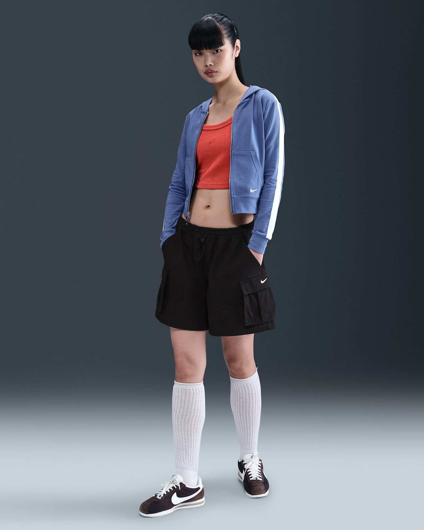 Женские шорты-карго Nike Sportswear 5" свободного кроя со средней посадкой, цвет: Чёрный / Молочный — фото 6
