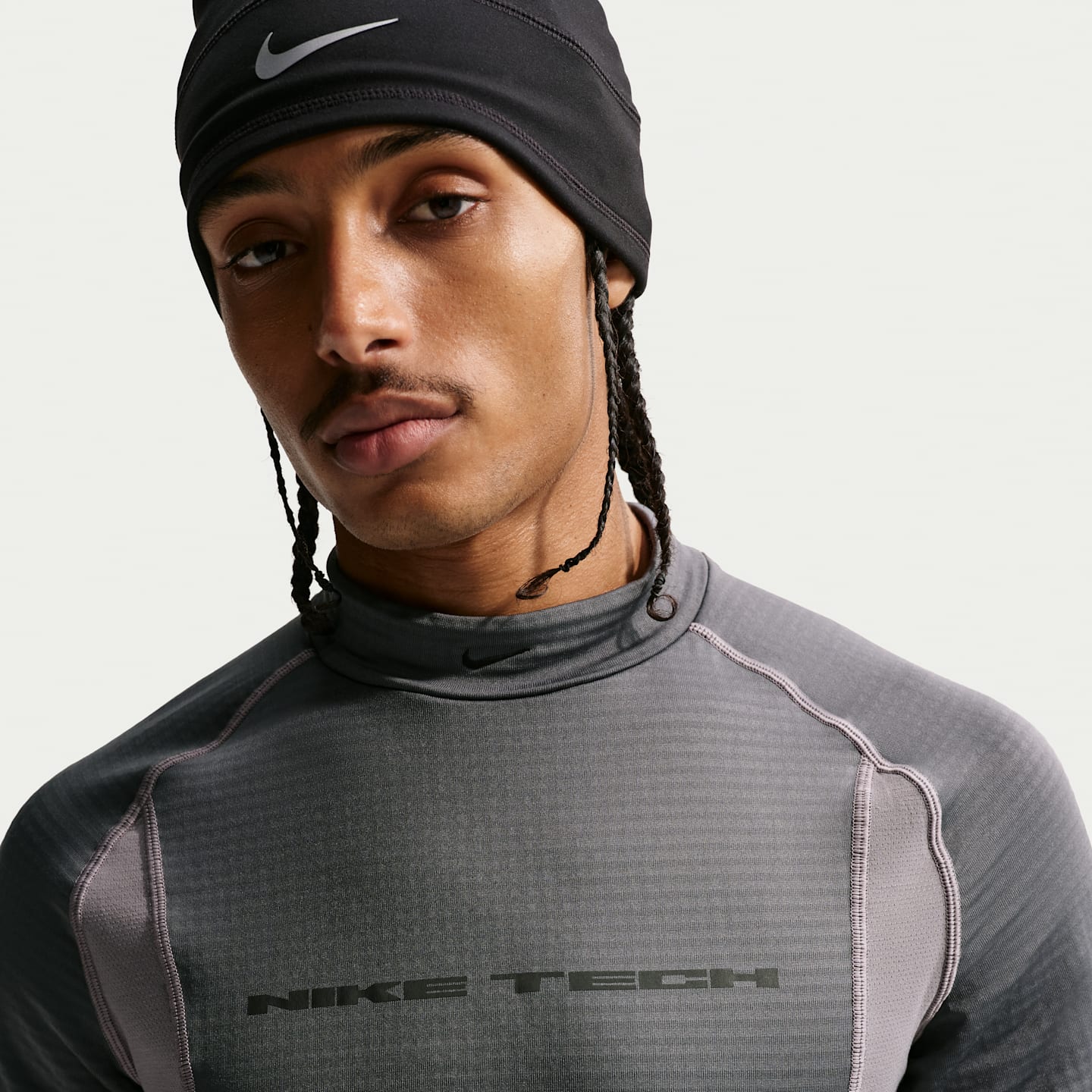 Мужской термолонгслив Nike Tech, цвет: Железный серый / Чёрный — фото 3