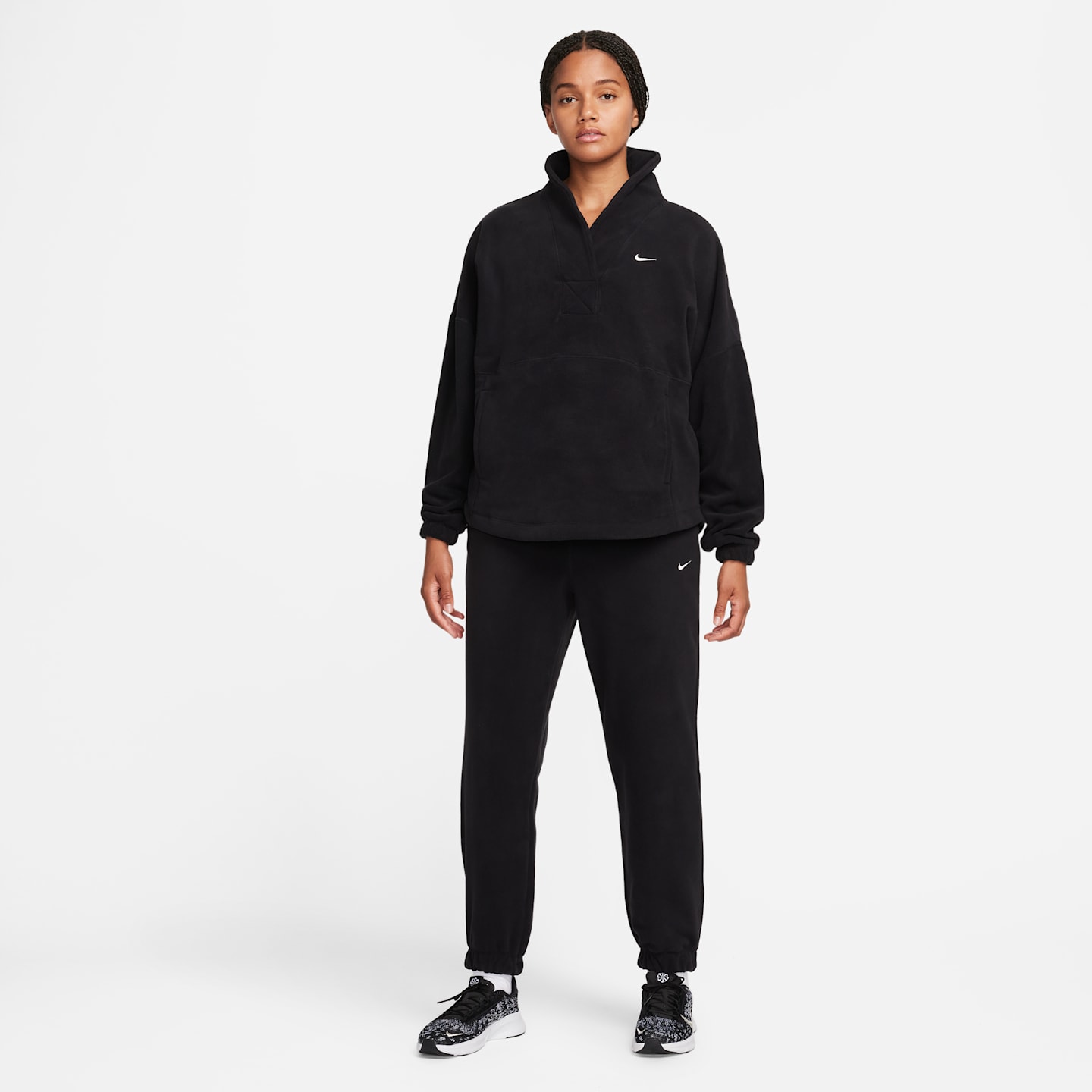 Женские флисовые брюки Nike Therma-FIT One свободного кроя, цвет: Чёрный / Бледная слоновая кость — фото 5