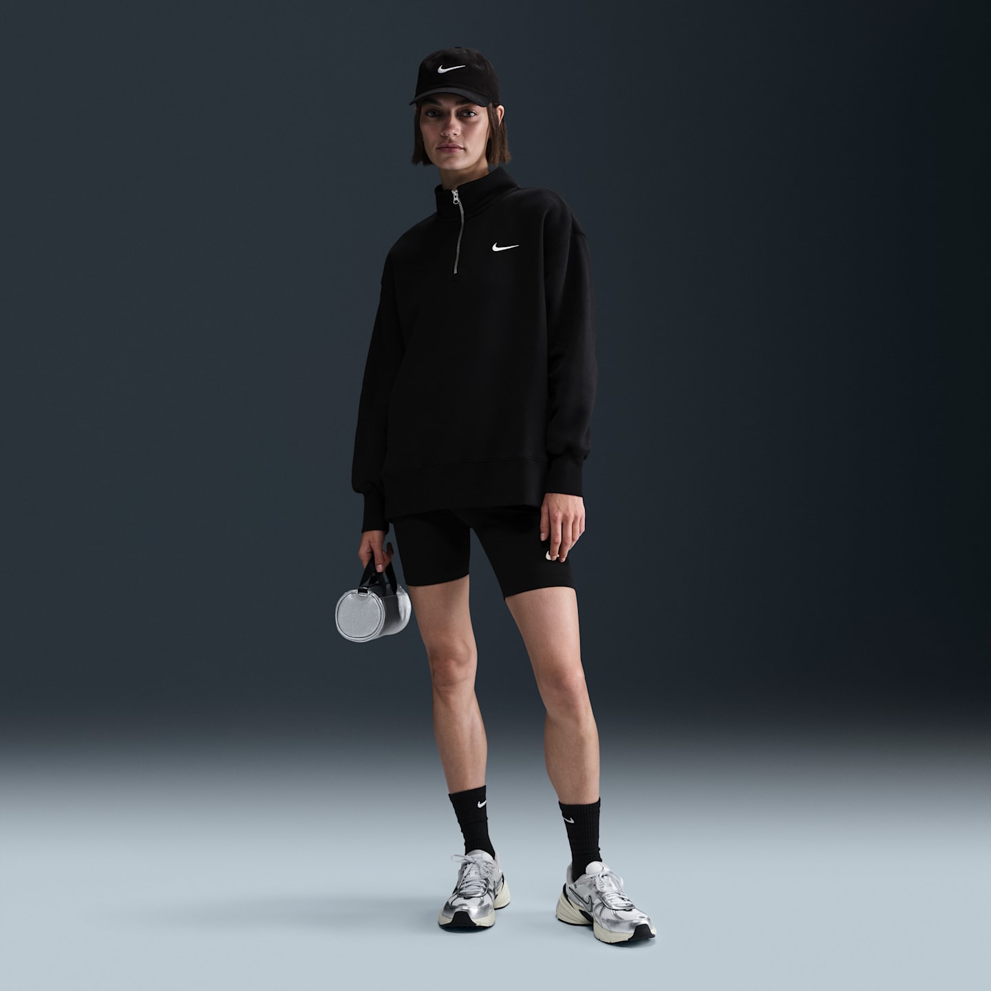 Женская толстовка Nike Sportswear Phoenix Fleece Oversized 1/4-Zip Long, цвет: Чёрный / Молочный — фото 4
