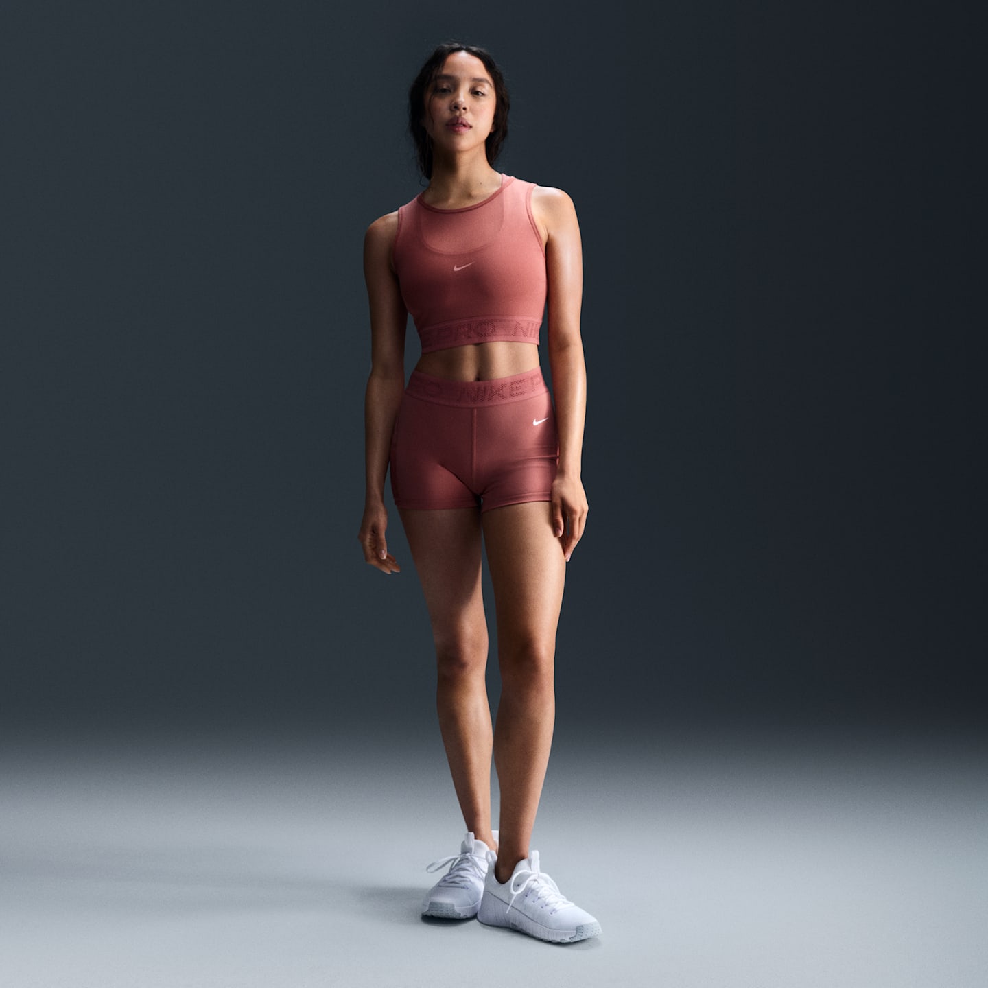 Женские шорты Nike Pro Mid-Rise 3" Mesh-Paneled, цвет: Розовый / Белый — фото 1