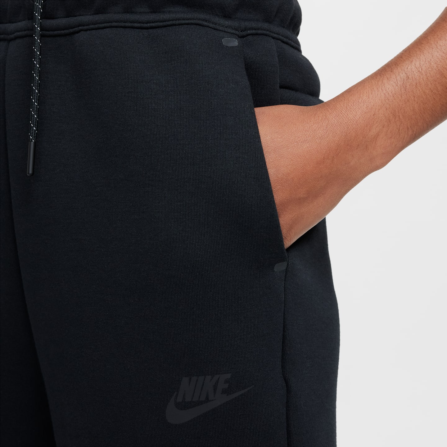 Брюки Nike Sportswear Tech Fleece Joggers для девочек, цвет: Чёрный — фото 4