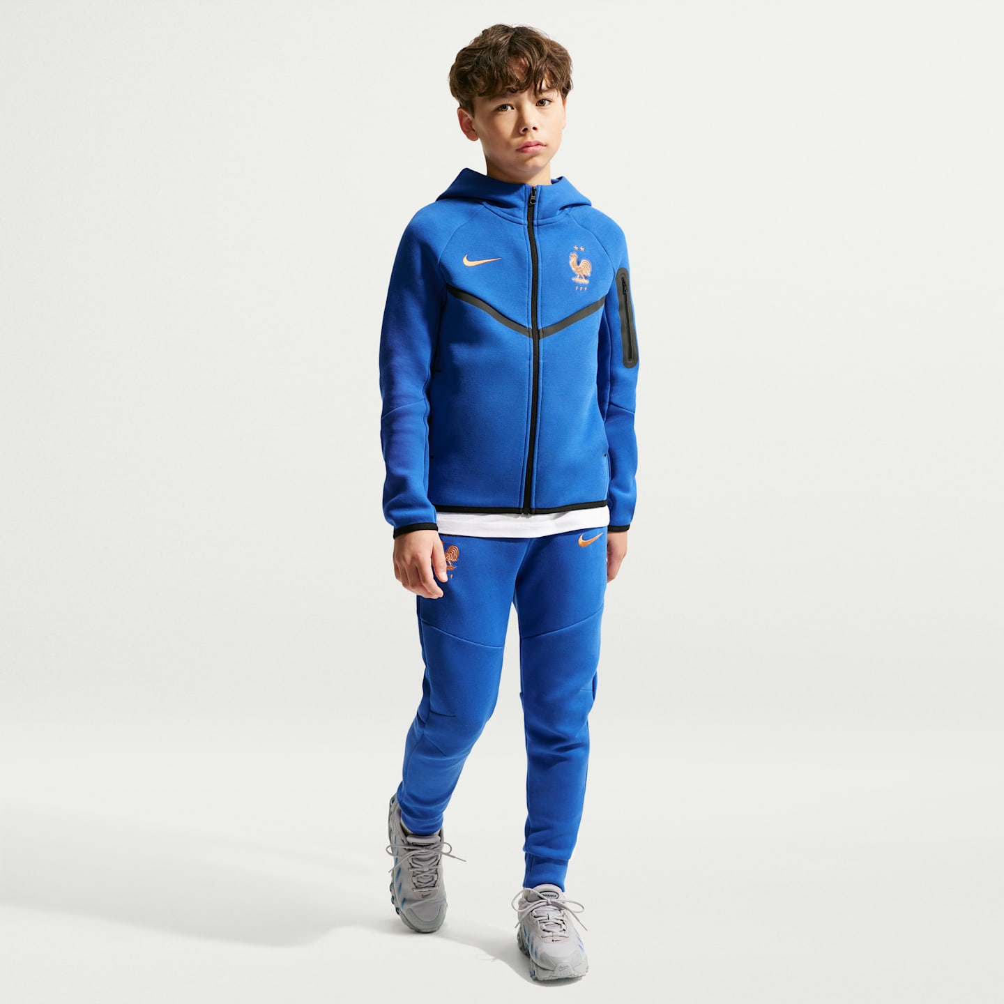 Детское футбольное худи на молнии Nike FFF Tech Fleece для мальчиков, цвет: Королевский синий / Медный — фото 4