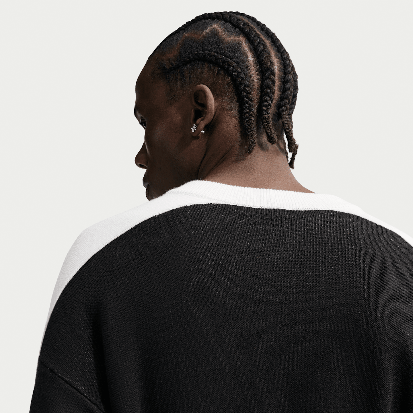 Мужской свитер Nike Sportswear Club Jersey Sweater, цвет: Чёрный / Молочный — фото 2