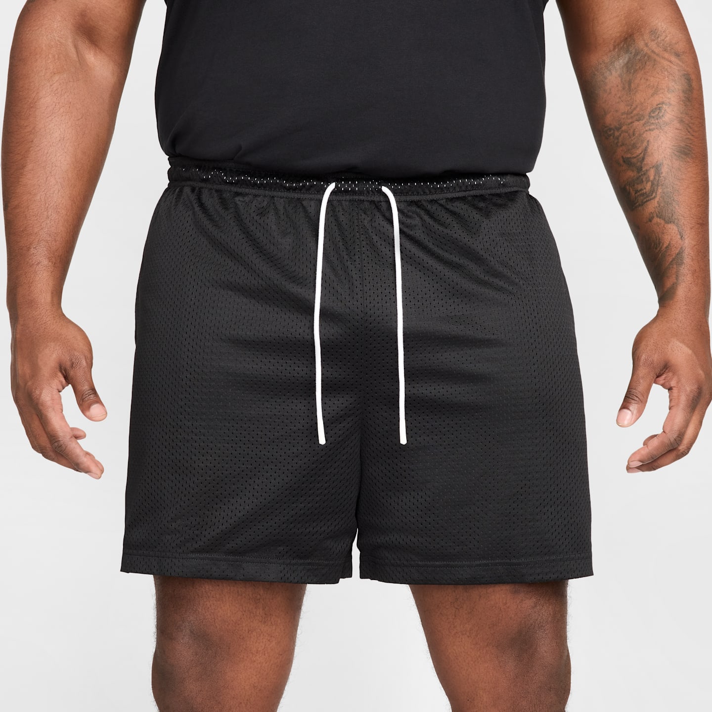 Мужские баскетбольные шорты Nike Dri-FIT из сетки 5, цвет: Чёрный / Белый — фото 8