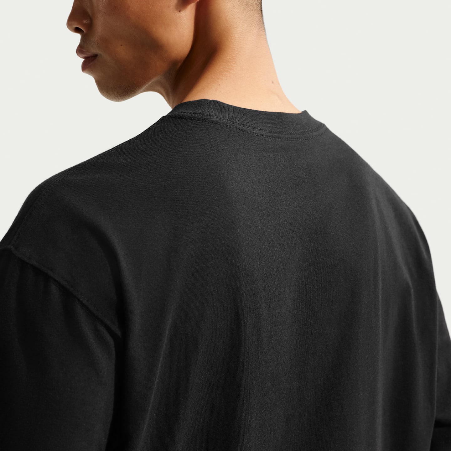 Футболка Nike Sportswear с нашивкой Vomero, цвет: Чёрный — фото 2