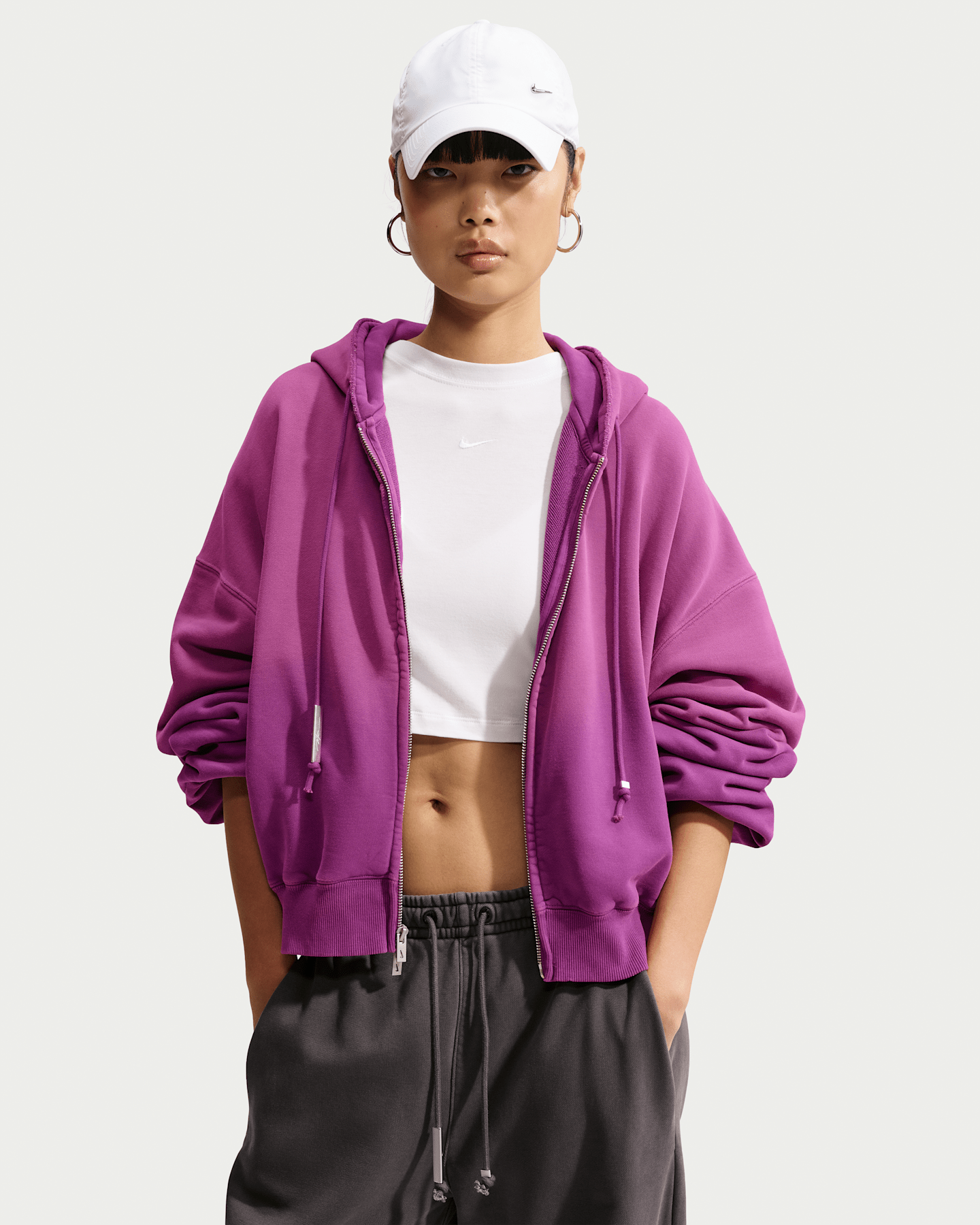 Женское худи Nike Energy Studio Fleece, цвет: Насыщенный ягодный — фото 1