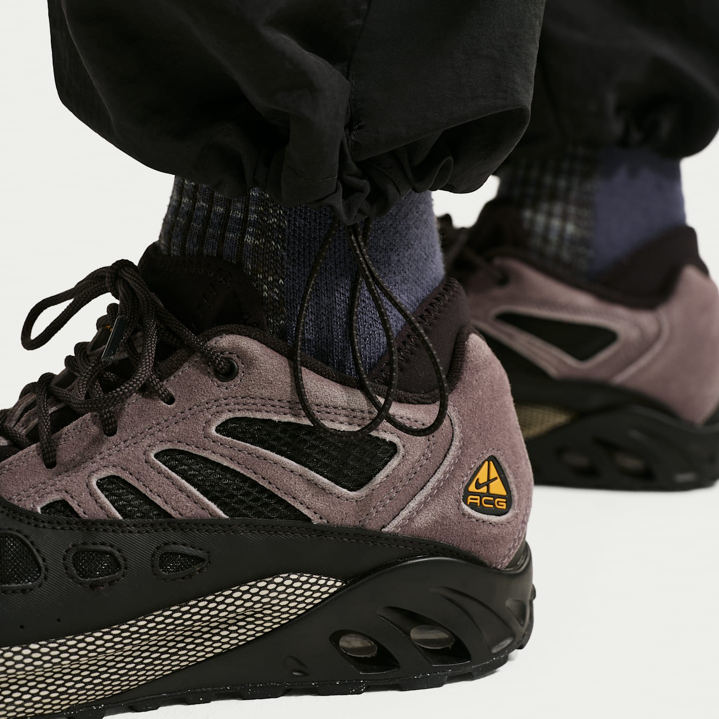 Мужские брюки Nike ACG Dolomiti, цвет: Чёрный / Снежный белый — фото 7