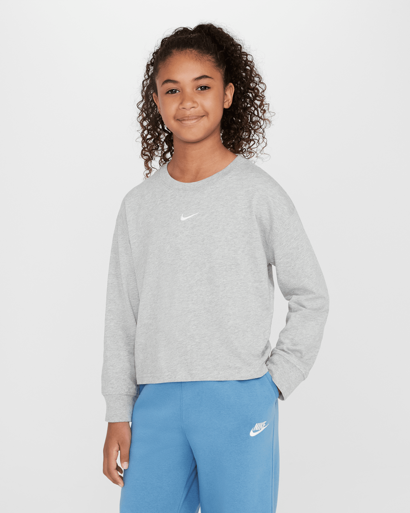 Детская футболка для девочек Nike Sportswear Essential с длинным рукавом, цвет: Тёмный серый меланжевый — фото 5