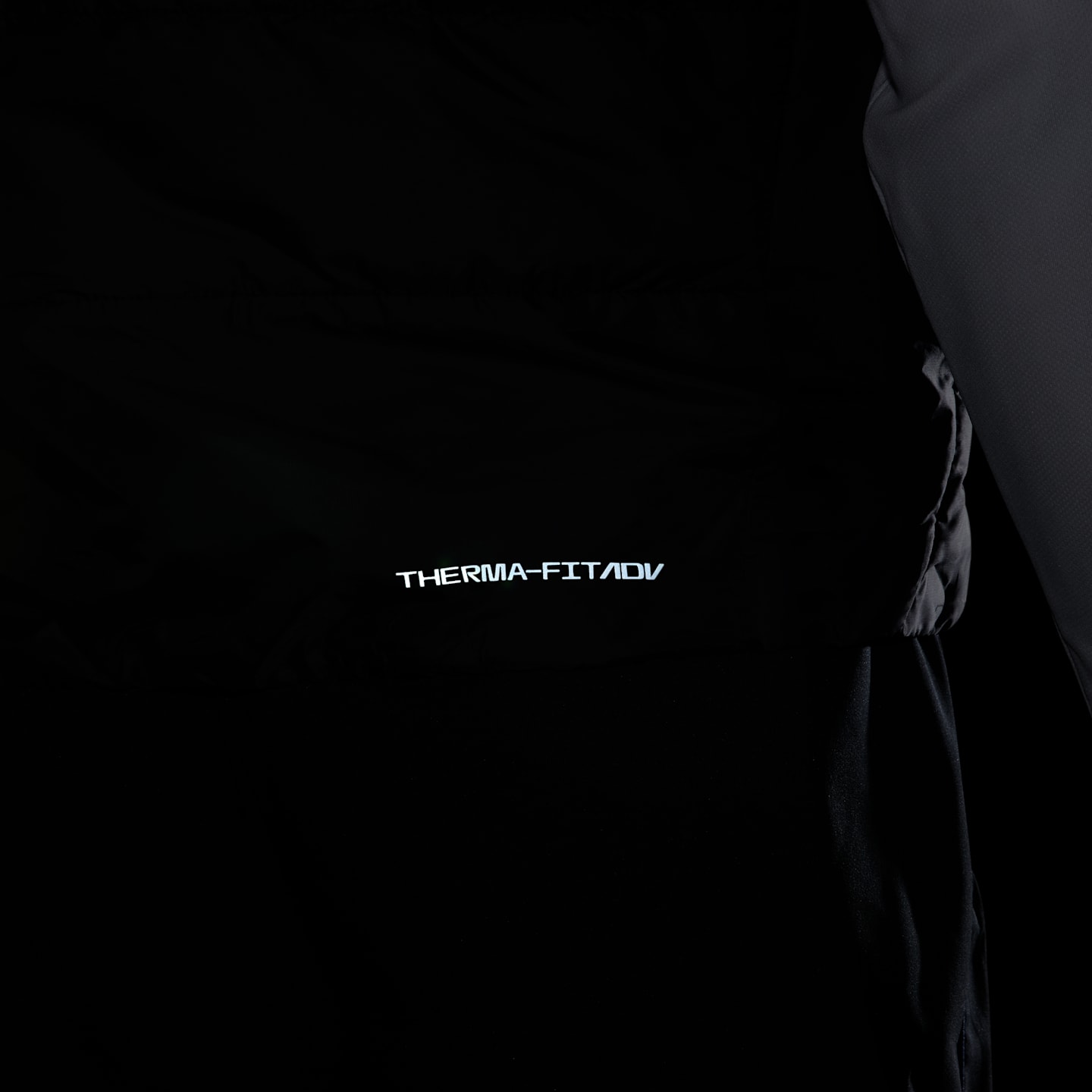 Мужской беговой пуховый жилет Nike Therma-FIT ADV Repel AeroLoft, цвет: Чёрный — фото 10