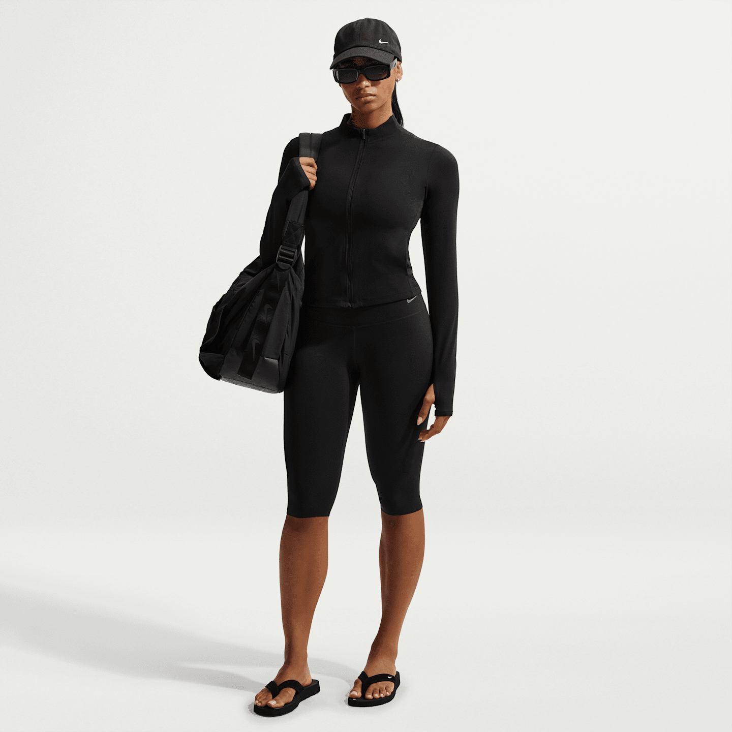 Женская куртка Nike Zenvy Dri-FIT на молнии, цвет: Чёрный / Холодный серый — фото 4