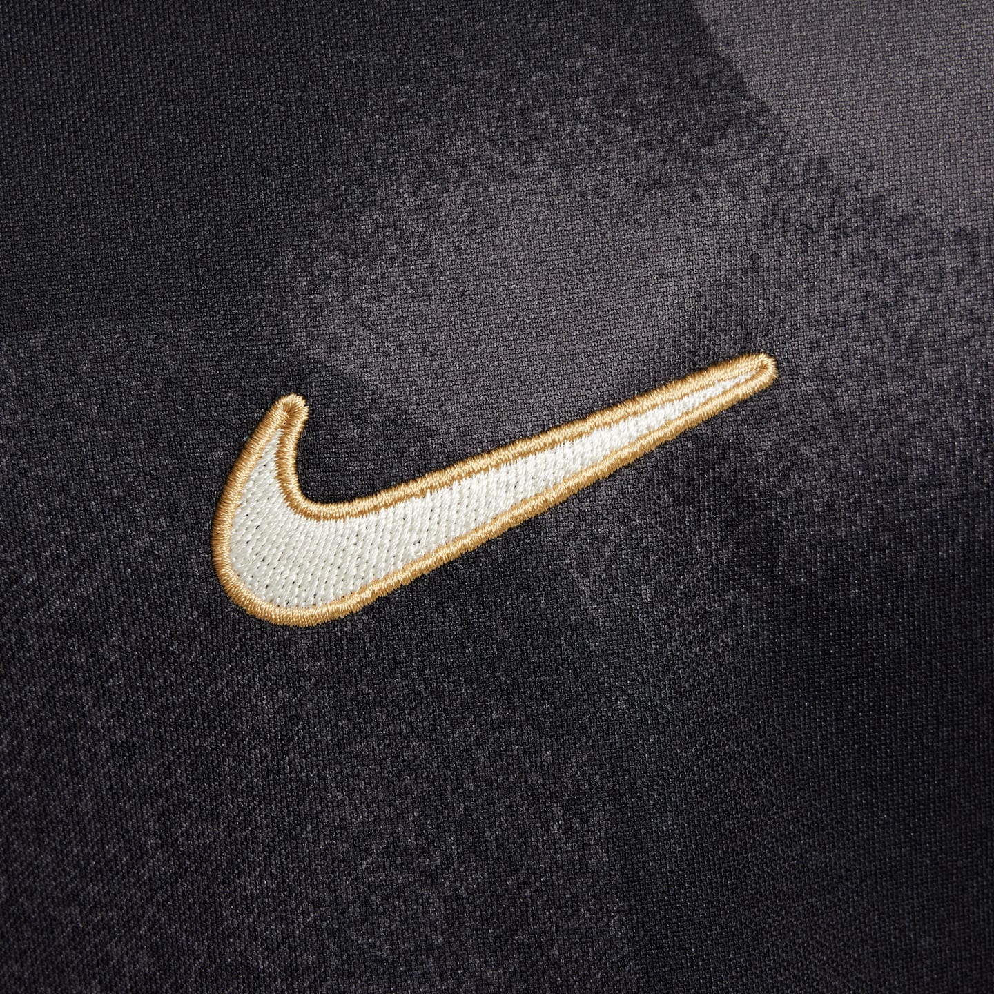 Детский футбольный топ с коротким рукавом Nike Academy+ Dri-FIT, цвет: Тёмный серый / Чёрный — фото 4