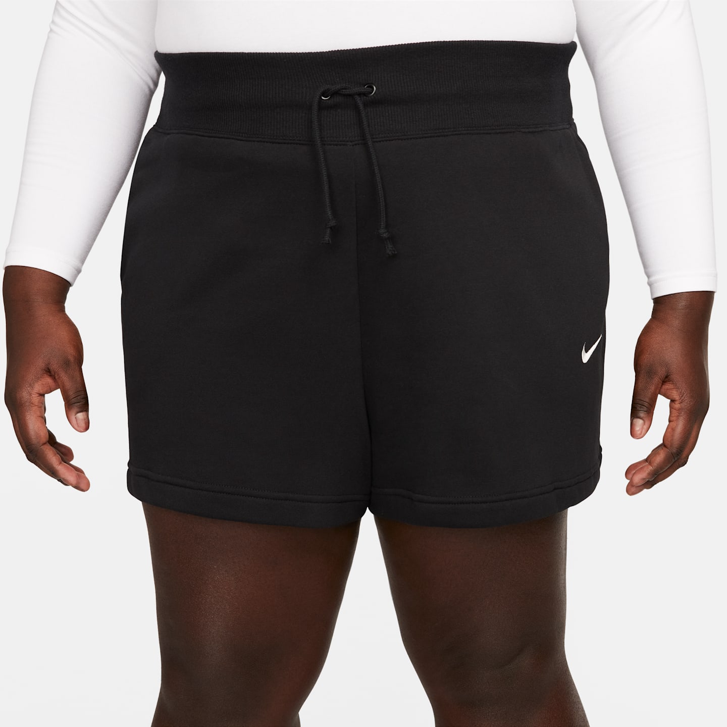 Женские шорты Nike Sportswear Phoenix Fleece High-Waisted Loose (Plus Size), цвет: Чёрный / Молочный — фото 2