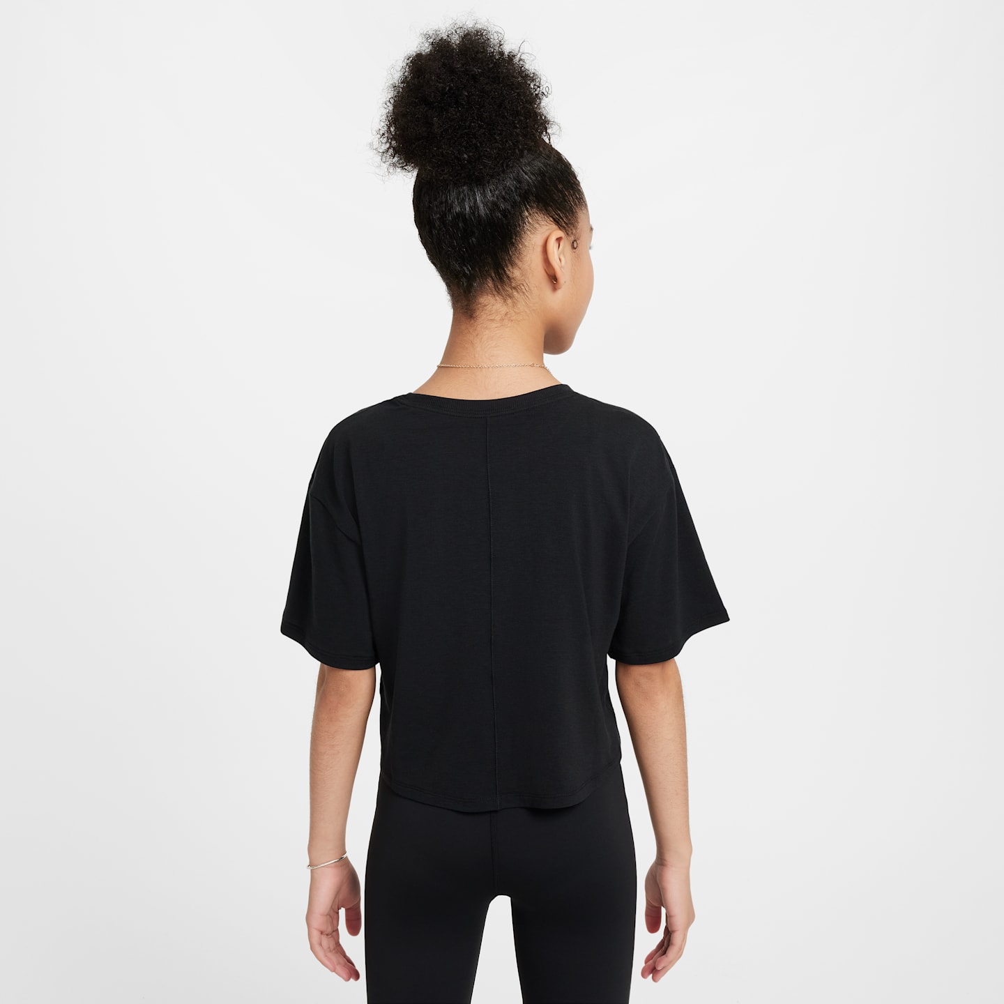 Детский топ для девочек Nike One Relaxed Dri-FIT с коротким рукавом, цвет: Чёрный / Белый — фото 2