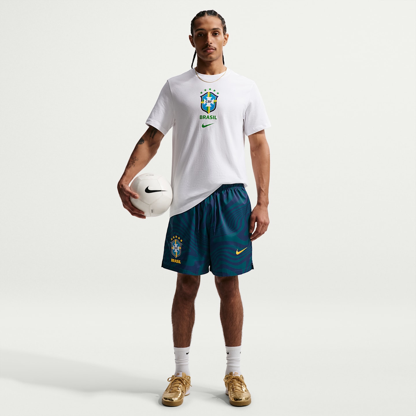 Мужские футбольные шорты Nike Brazil Club Flow, цвет: Бирюзовый / Синий — фото 1