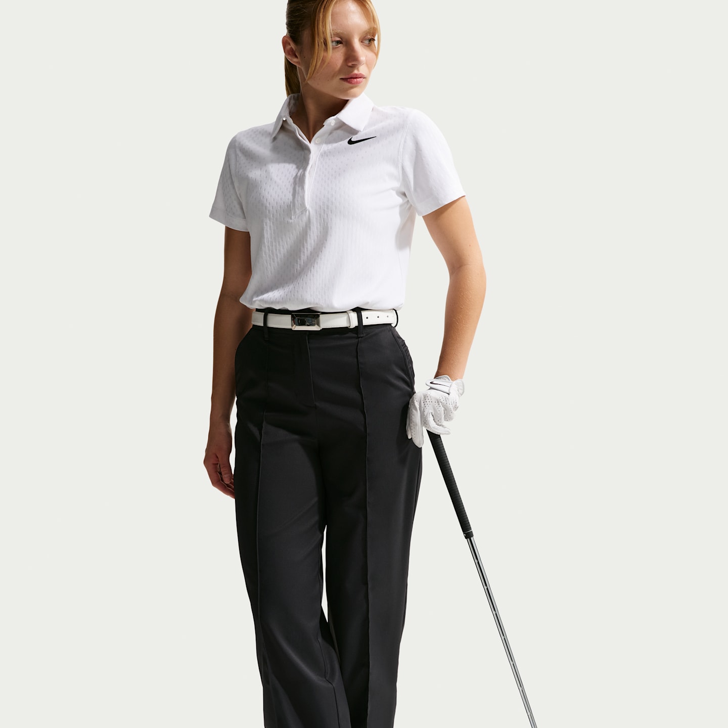 Женские брюки для гольфа Nike Golf Club Dri-FIT, цвет: Чёрный / Молочный — фото 4