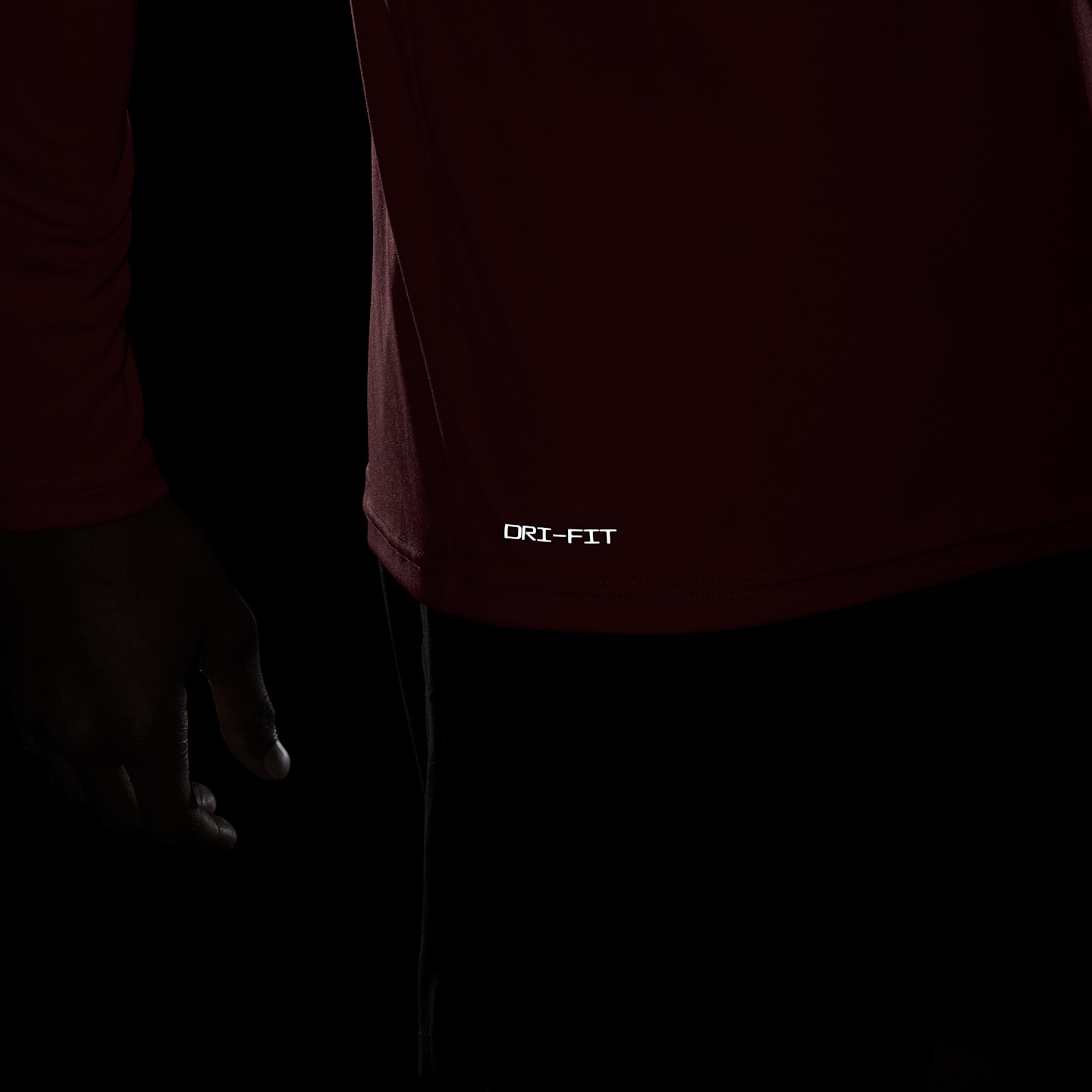 Мужской плавательный лонгслив Nike Swim Hydroguard Essential Dri-FIT UV, цвет: Красный / Белый — фото 8