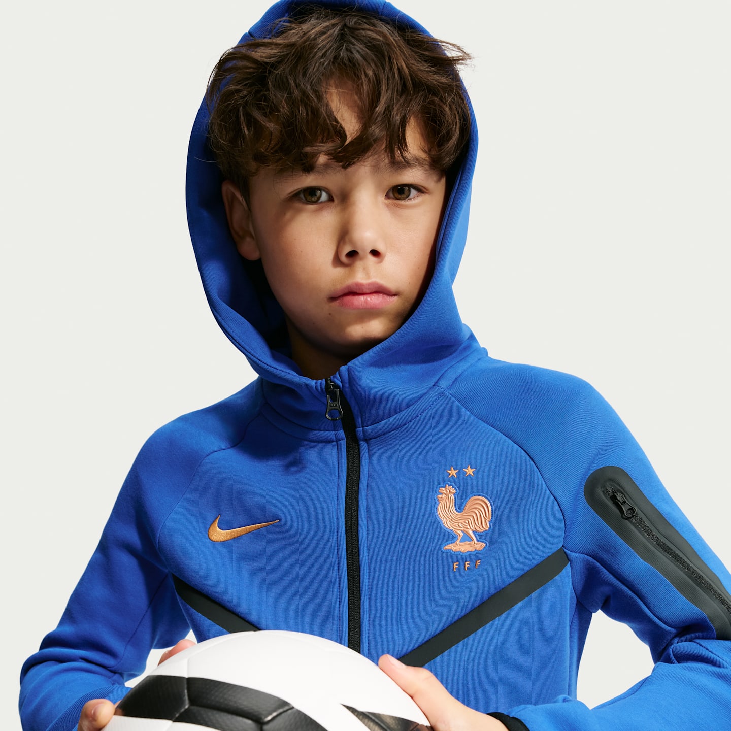 Детское футбольное худи на молнии Nike FFF Tech Fleece для мальчиков, цвет: Королевский синий / Медный — фото 3
