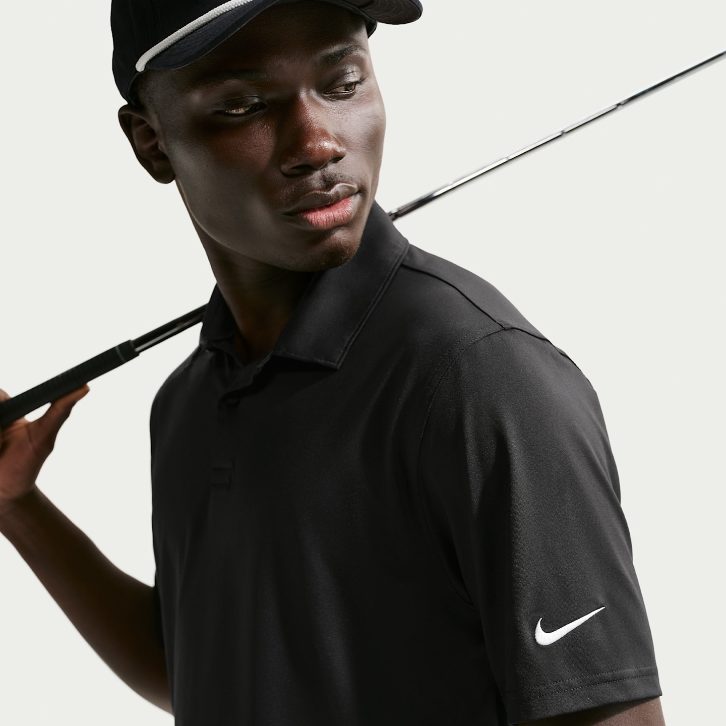 Мужское поло Nike Velocity Dri-FIT Sleeve Logo Golf Polo, цвет: Чёрный / Белый — фото 3