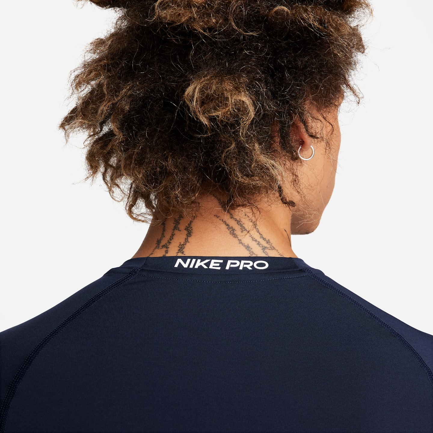 Мужской облегающий топ для фитнеса Nike Pro Dri-FIT с длинным рукавом, цвет: Обсидиановый / Белый — фото 4