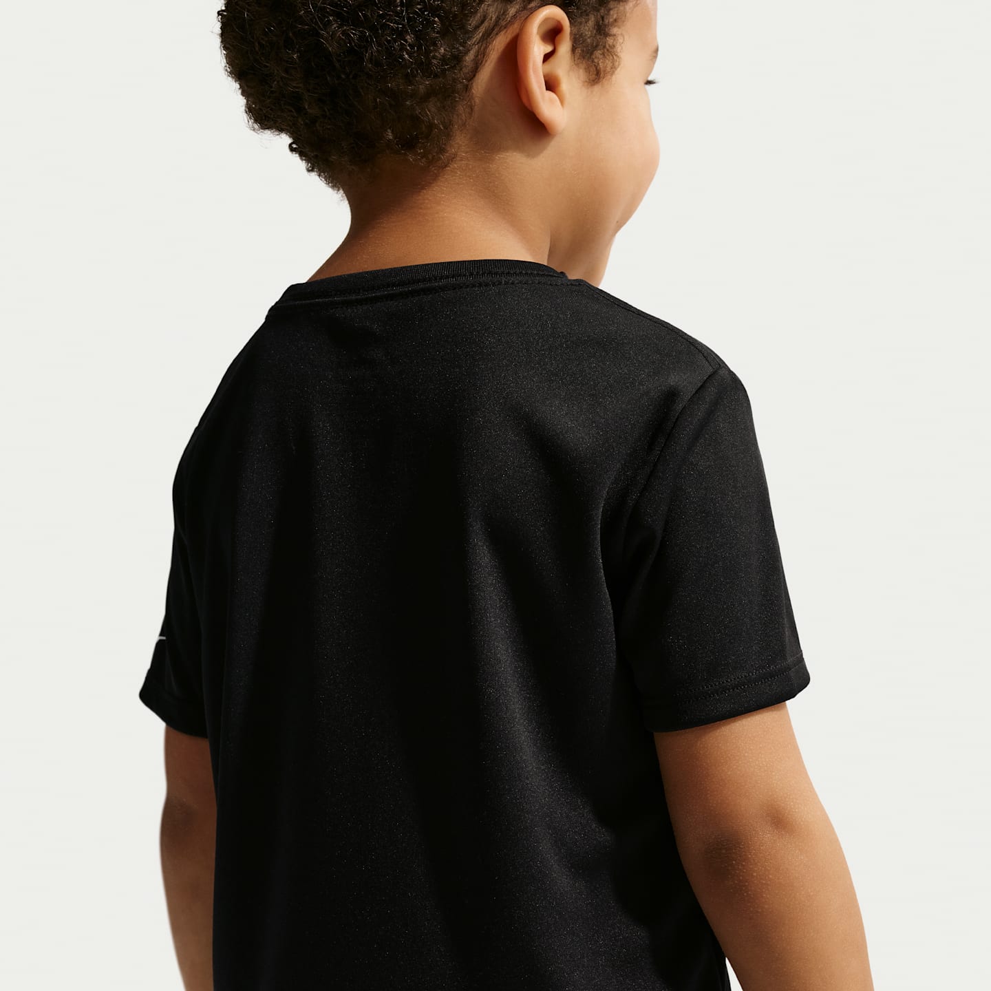 Детская футболка Nike Dri-FIT Trophy Jersey, цвет: Чёрный — фото 2