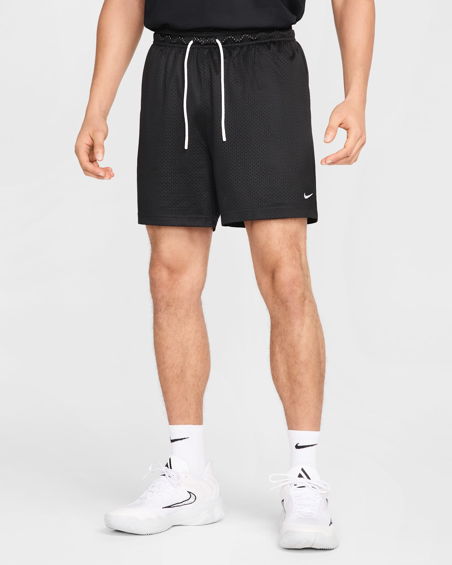 Мужские баскетбольные шорты Nike Dri-FIT из сетки 5, цвет: Чёрный / Белый — фото 13