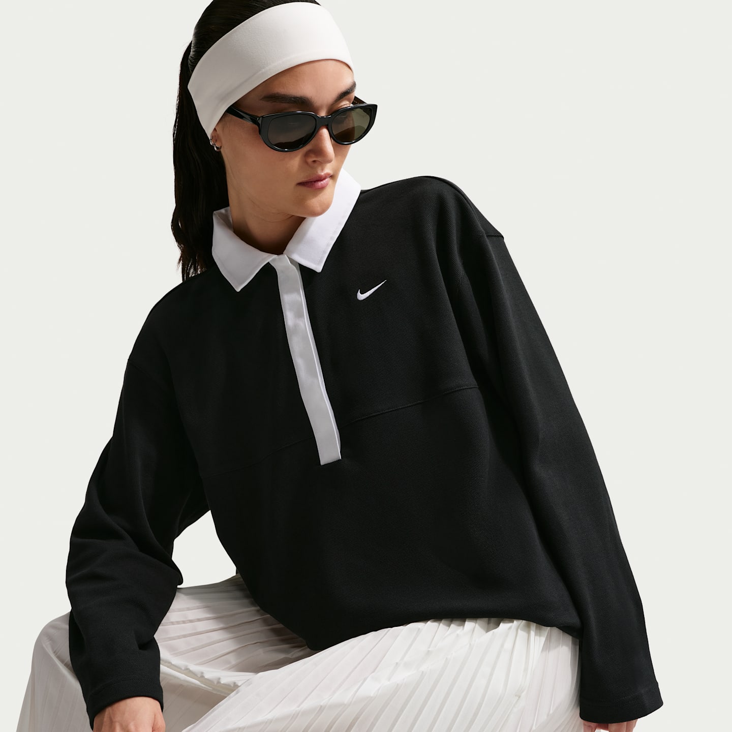 Женское поло Nike Sportswear оверсайз с длинным рукавом, большие размеры, цвет: Чёрный / Белый — фото 3