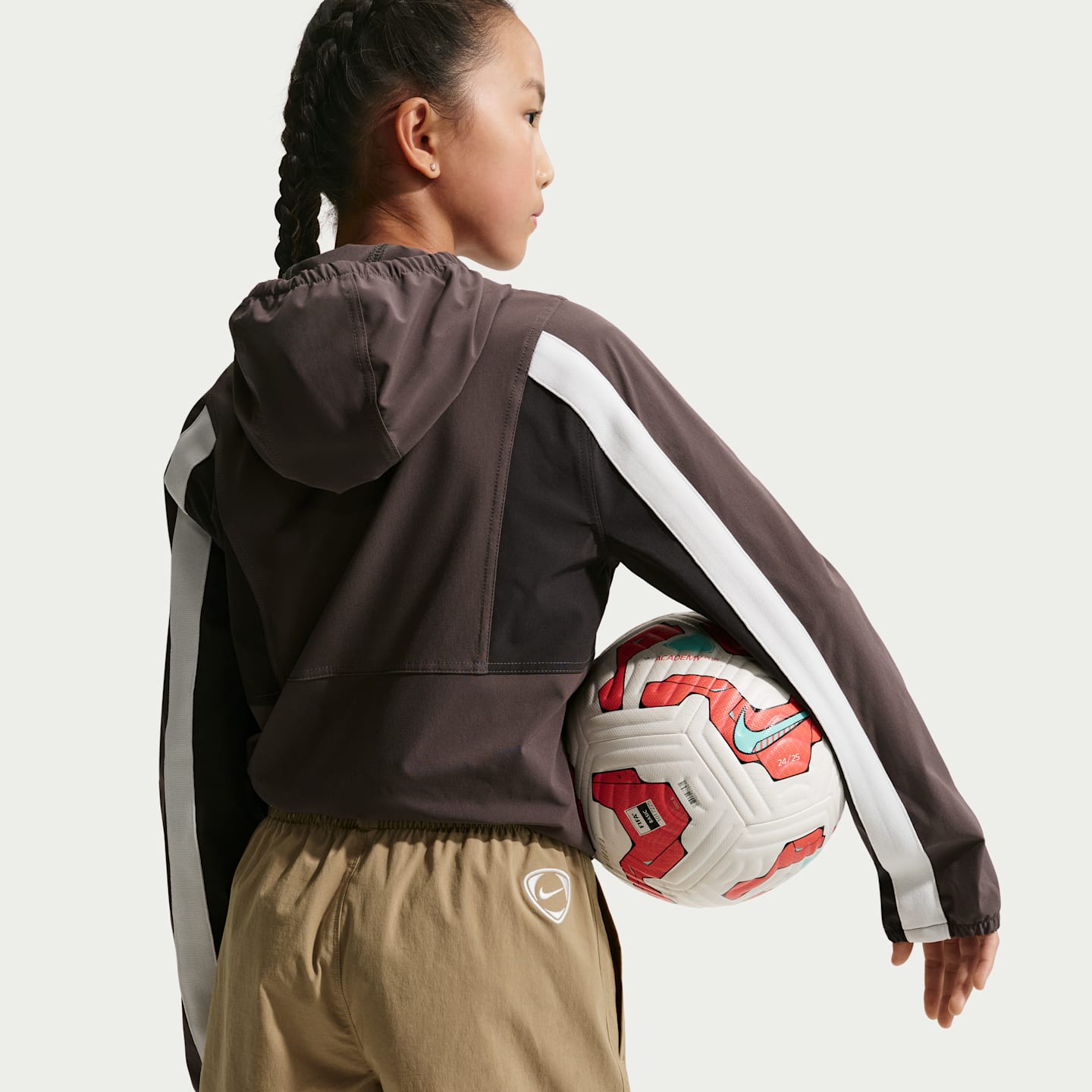 Детские футбольные шорты Nike Energy Dri-FIT, цвет: Filbert / Почти чёрный — фото 5