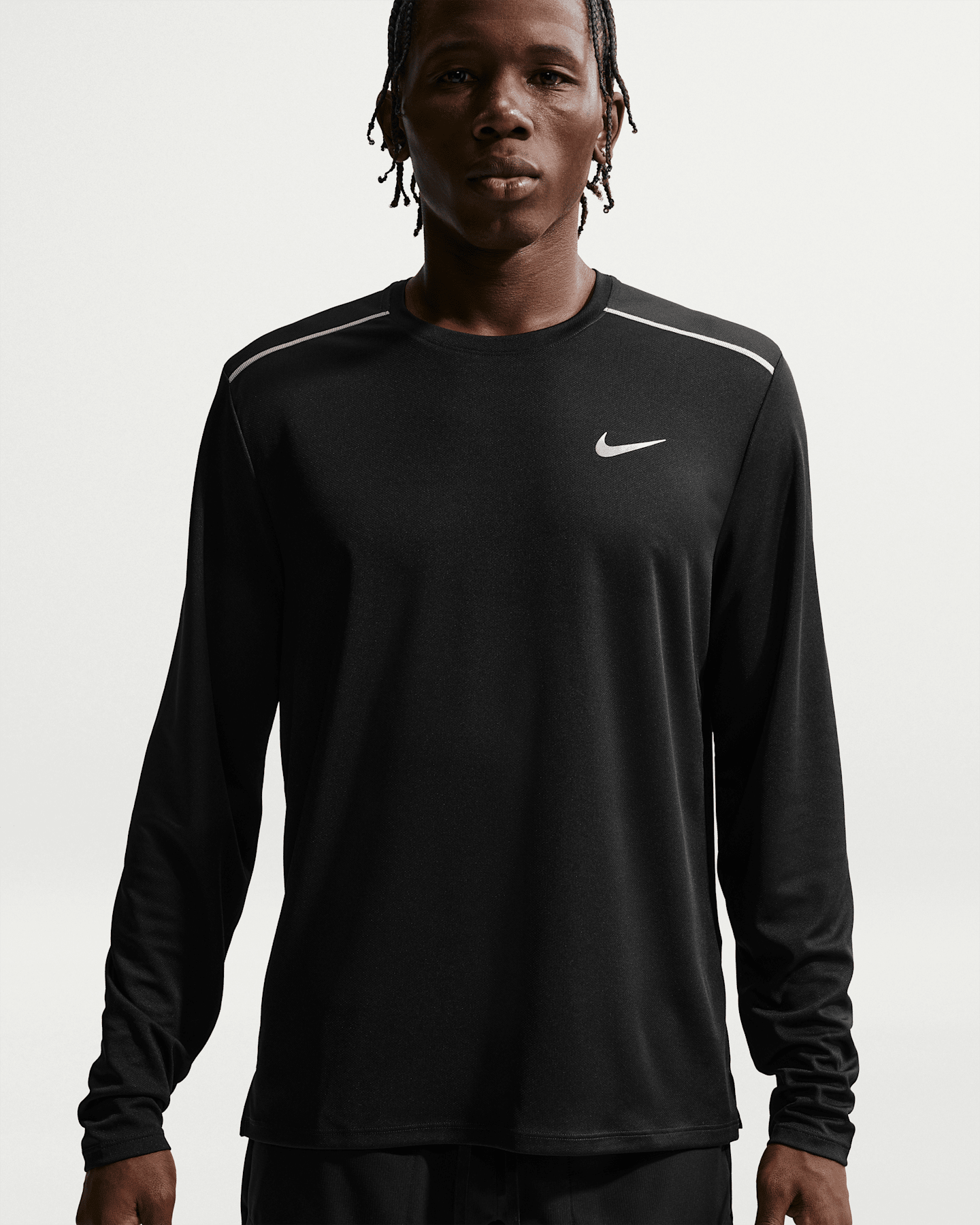 Мужской беговой топ Nike Miler Dri-FIT с длинным рукавом, цвет: Чёрный — фото 7