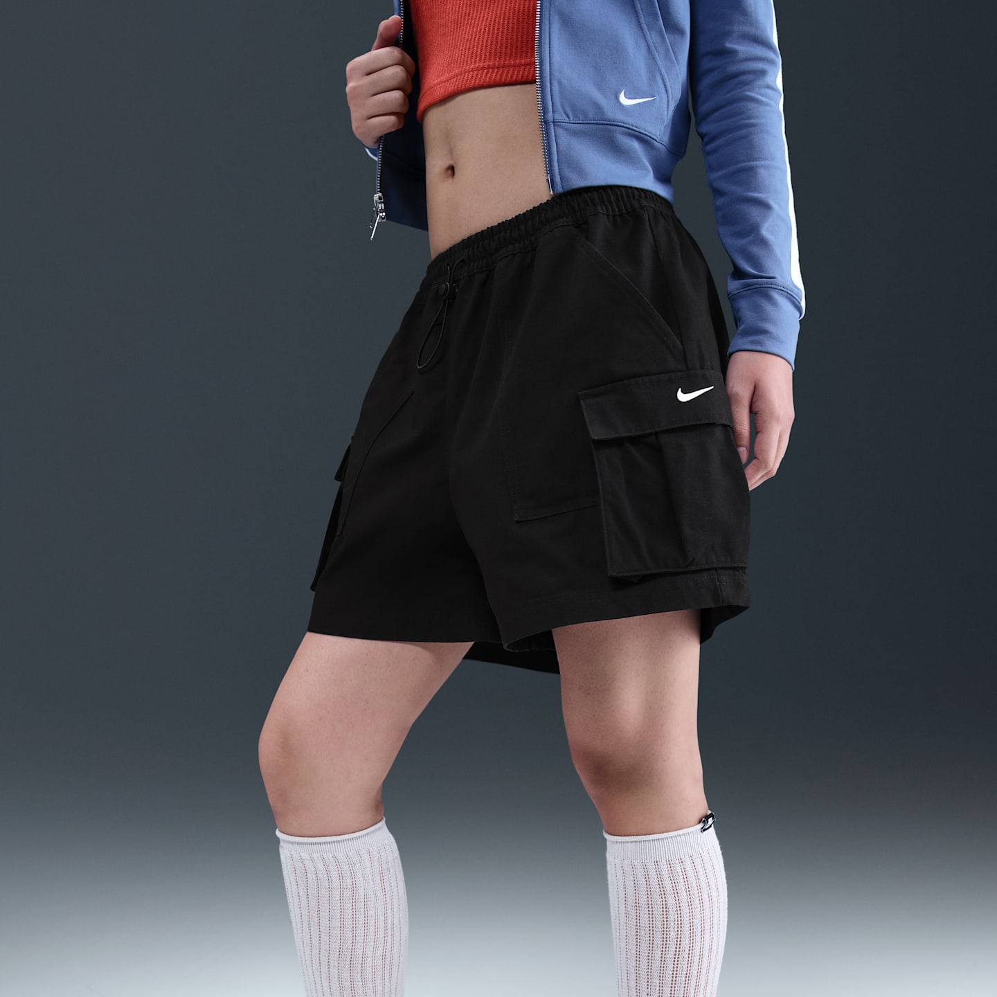 Женские шорты-карго Nike Sportswear 5" свободного кроя со средней посадкой, цвет: Чёрный / Молочный — фото 2