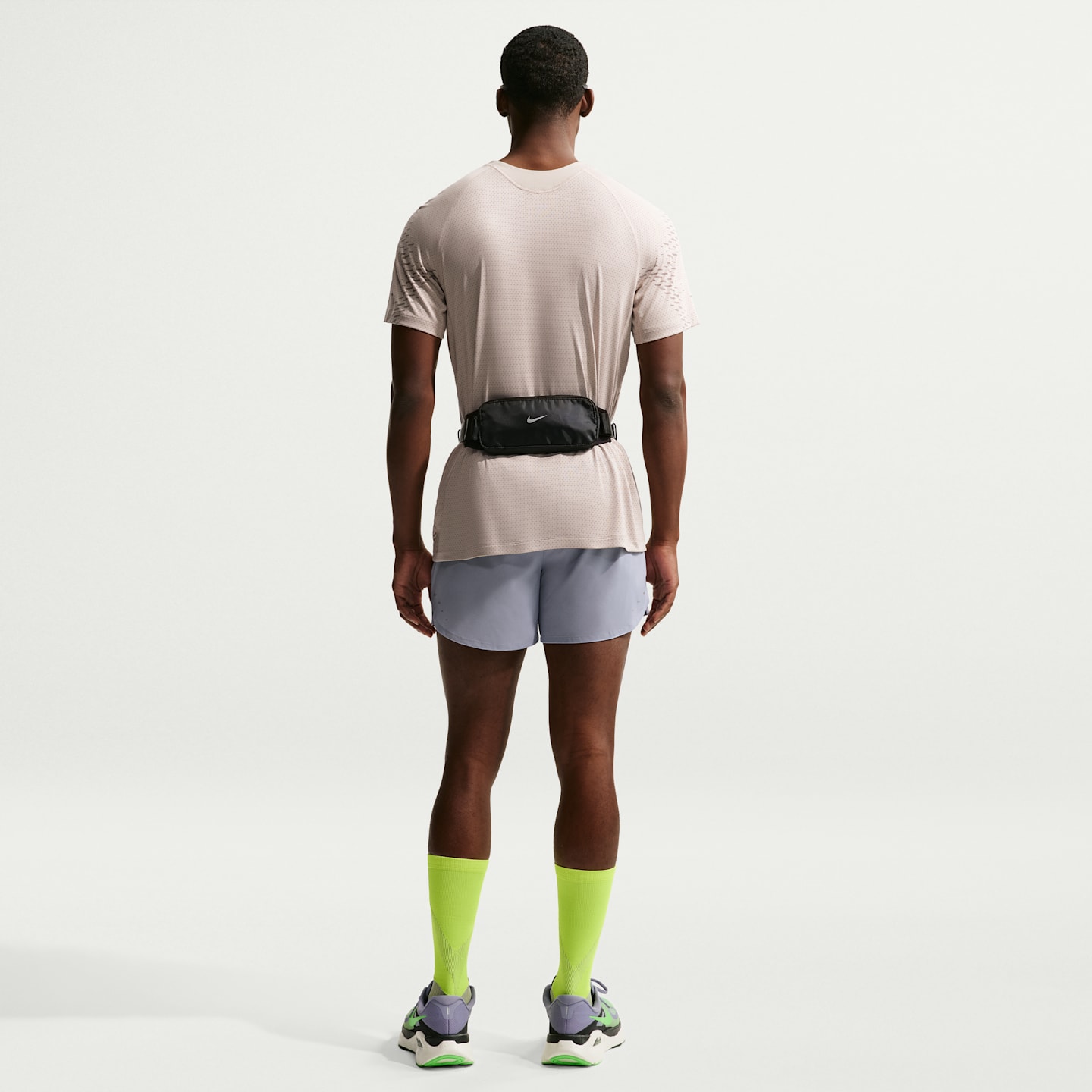 Мужской беговой топ Nike Stride Plus Dri-FIT ADV с коротким рукавом, цвет: Кремовый / Норковый коричневый — фото 5