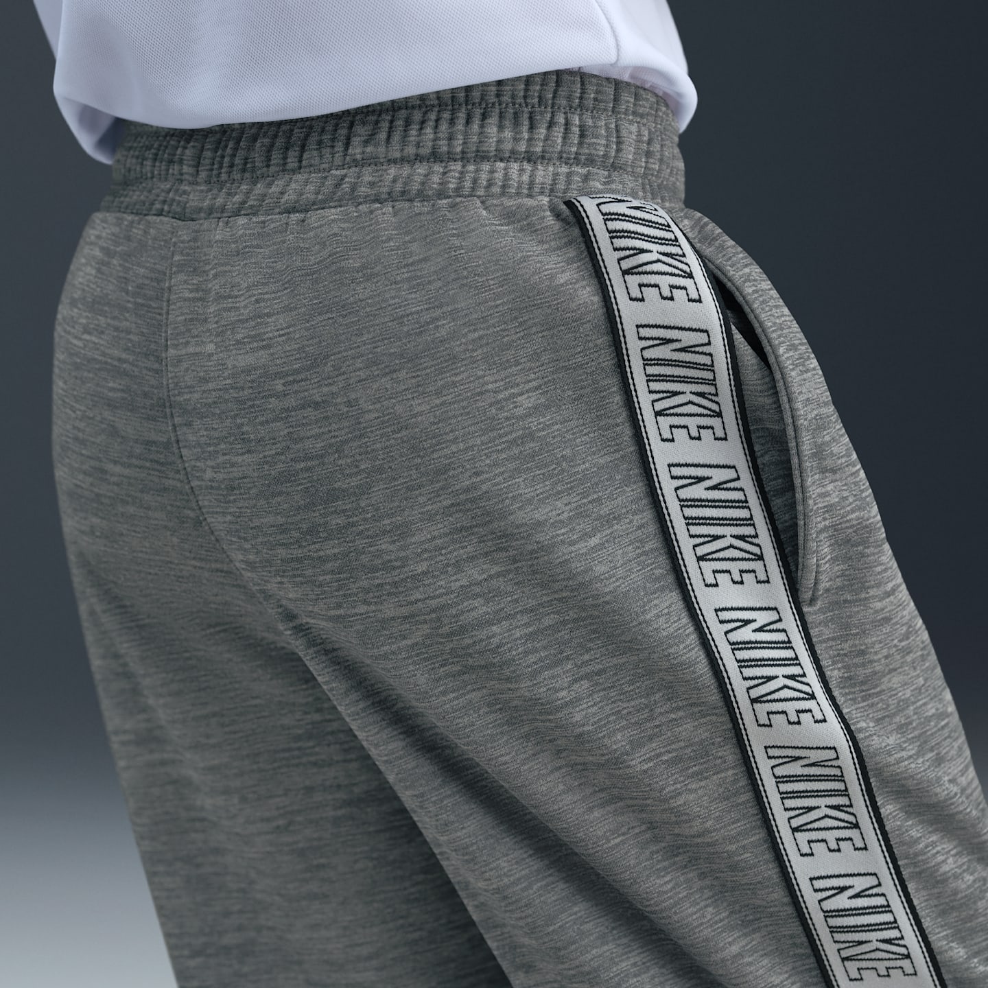 Детские брюки Nike Sportswear Club Dri-FIT, цвет: Дымчатый серый / Серый — фото 4