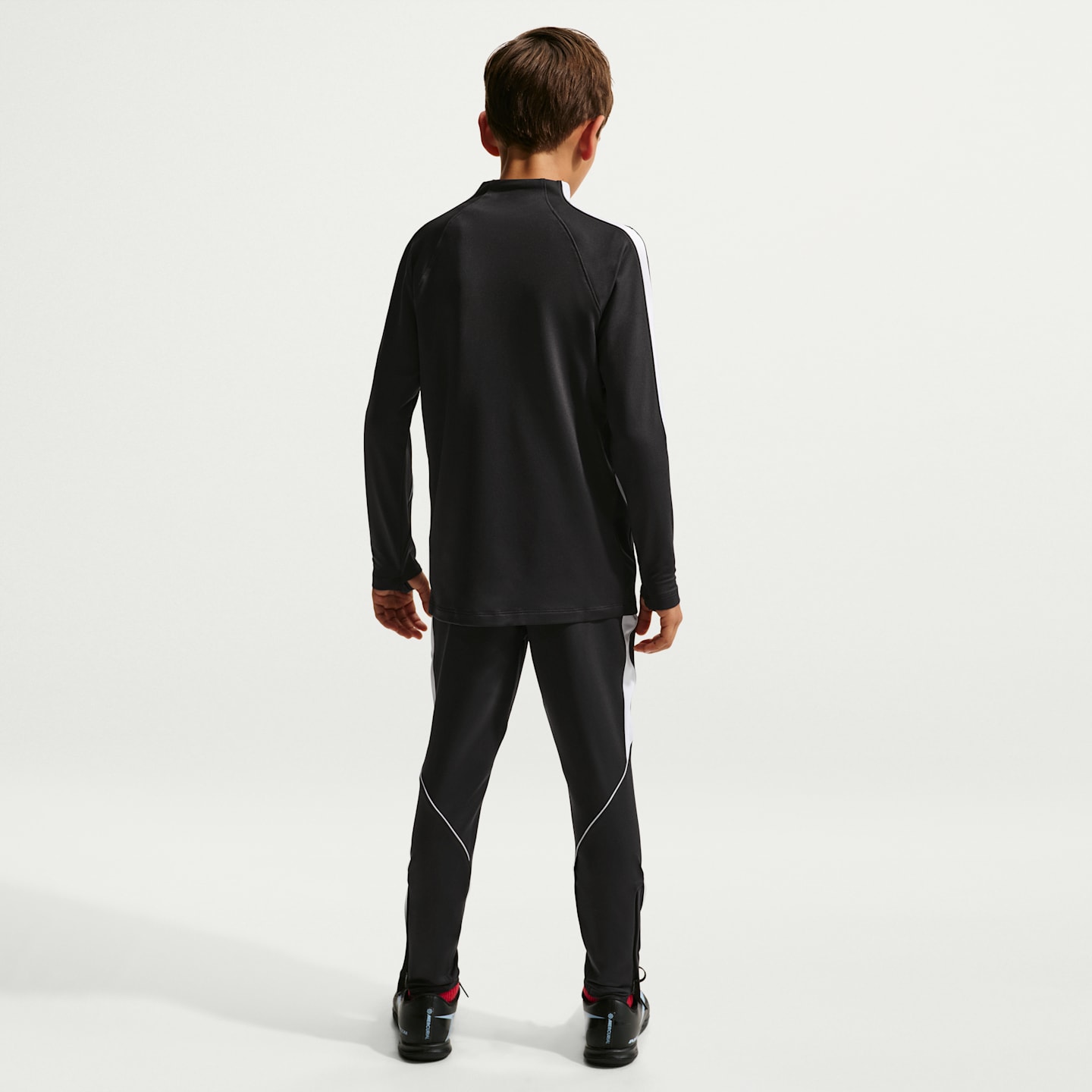 Детские футбольные брюки Nike Strike Dri-FIT, цвет: Чёрный / Белый — фото 6