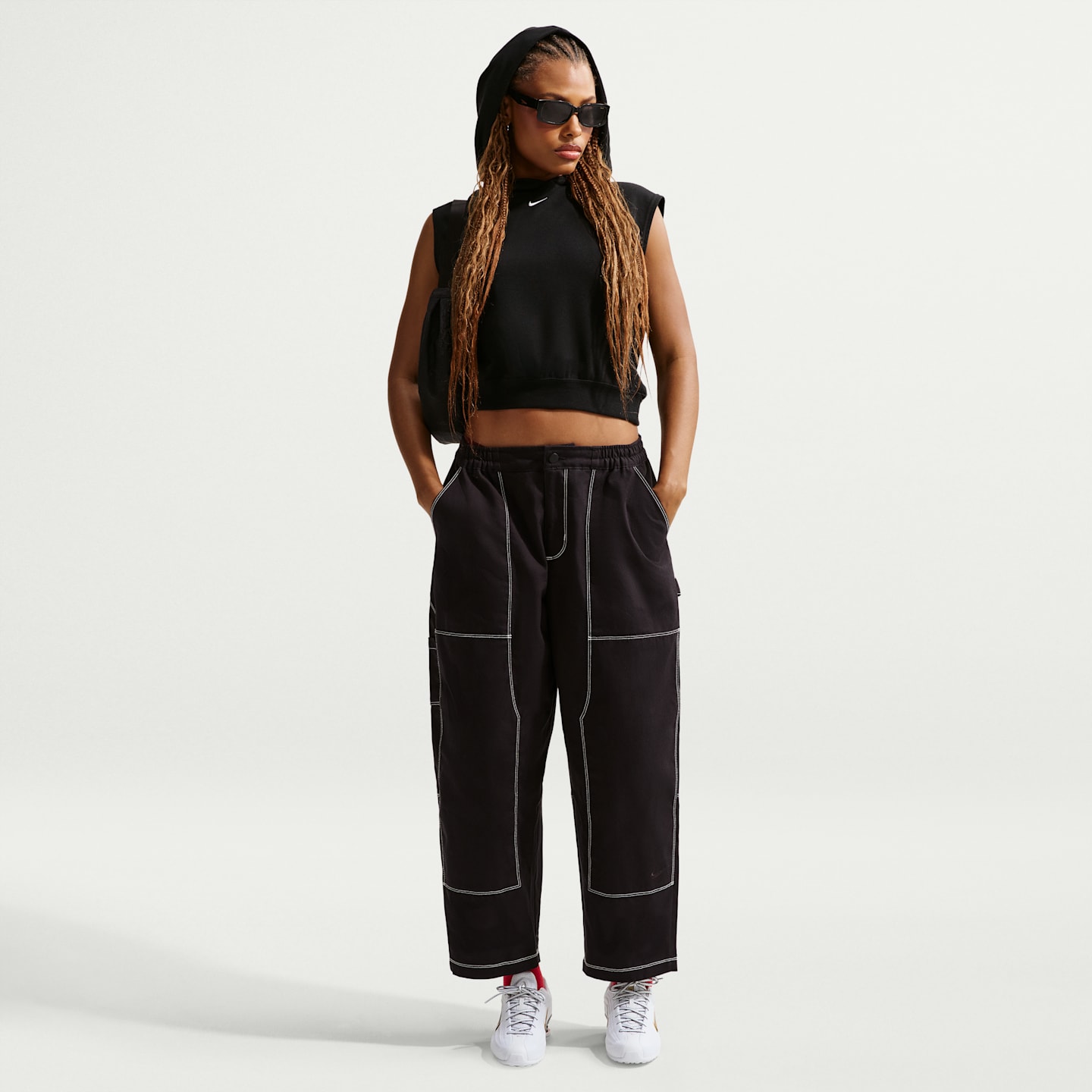 Женские свободные брюки Nike Sportswear Carpenter с низкой посадкой, цвет: Чёрный — фото 1