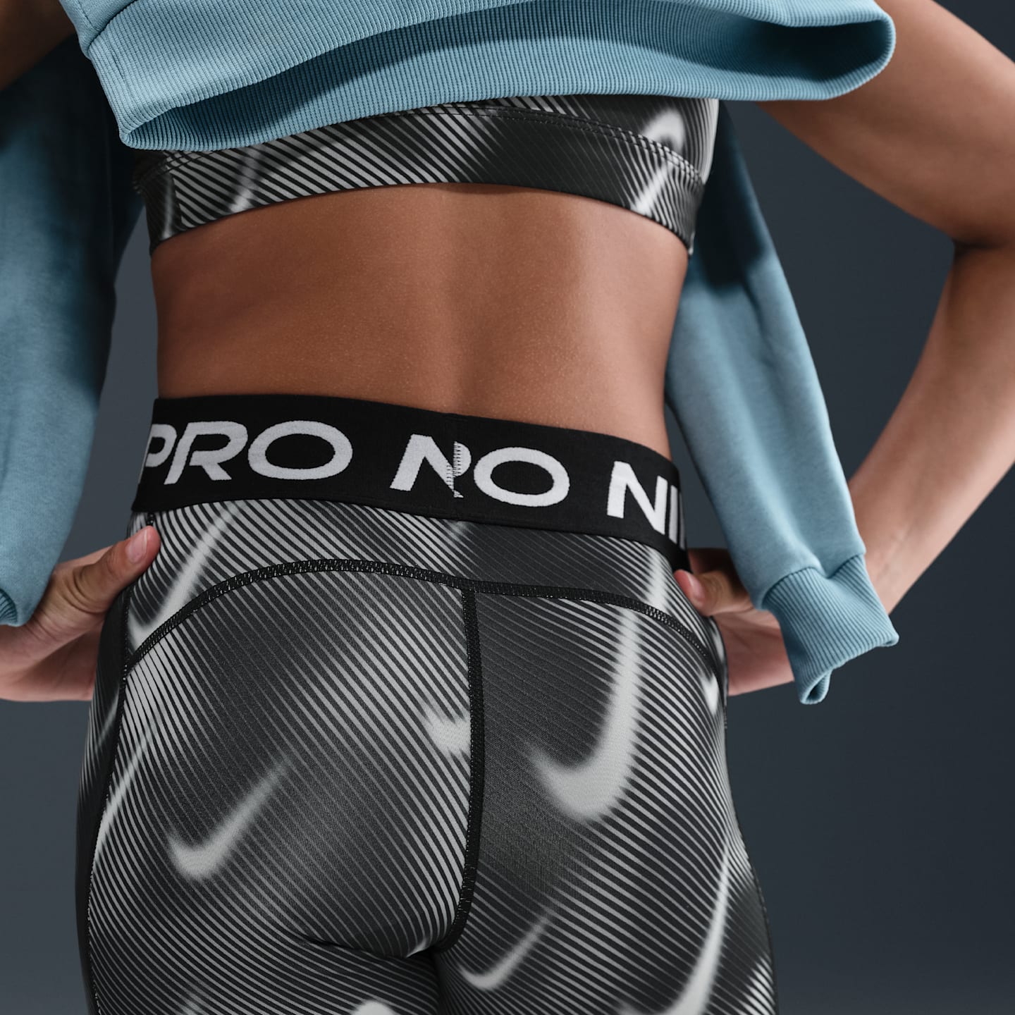 Детские шорты для девочек Nike Pro Dri-FIT, цвет: Чёрный / Белый — фото 3