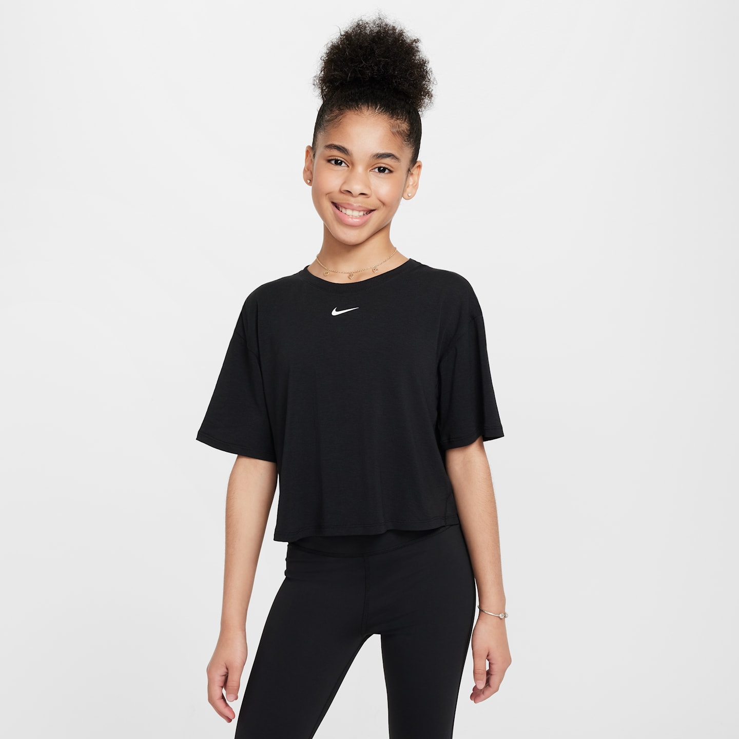 Детский топ для девочек Nike One Relaxed Dri-FIT с коротким рукавом, цвет: Чёрный / Белый — фото 1