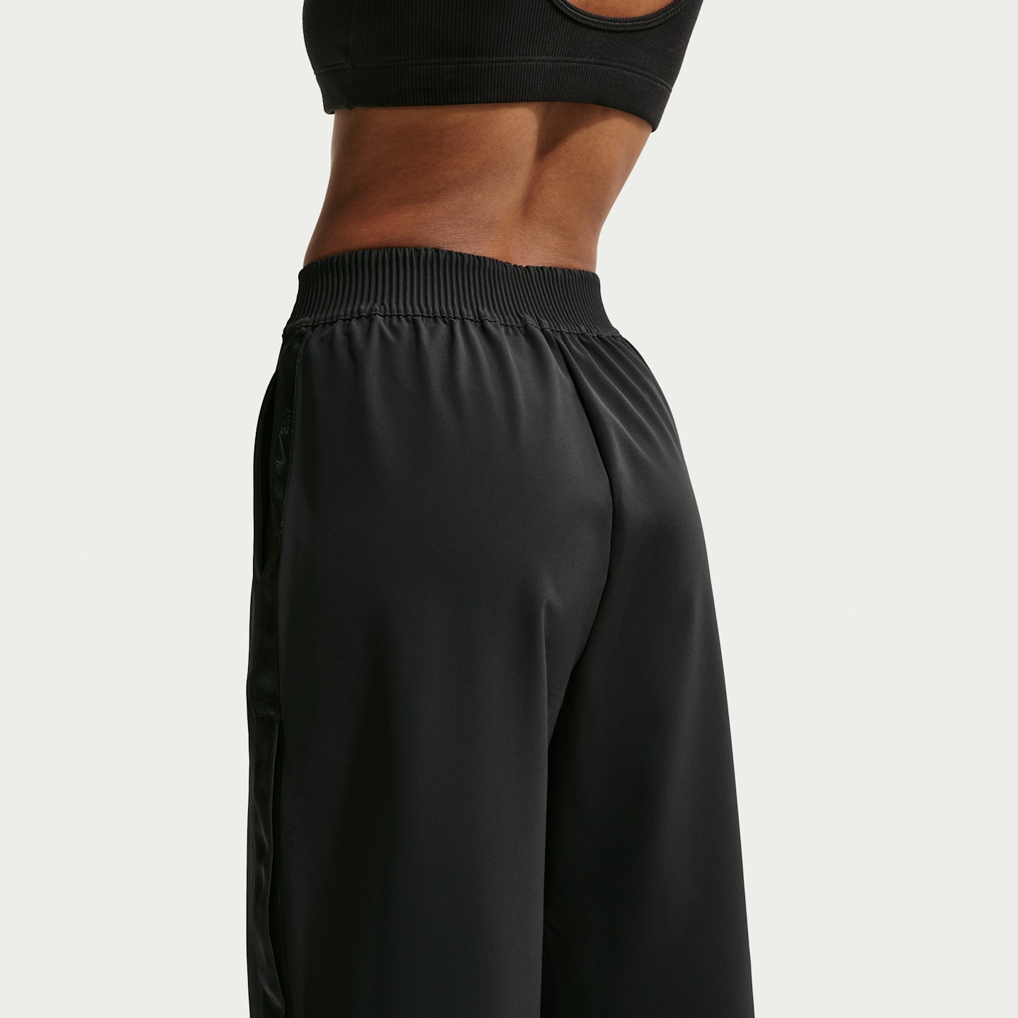 Женские свободные брюки Nike 24.7 PerfectStretch Dri-FIT с высокой посадкой, цвет: Чёрный / Серый — фото 3