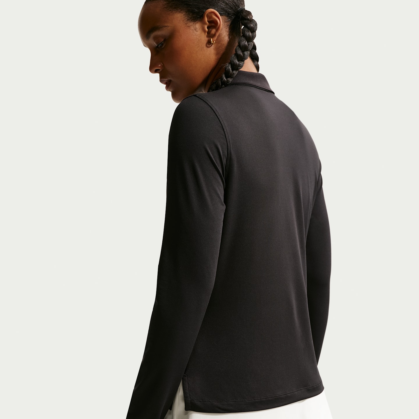 Женское поло для гольфа Nike Golf Club Dri-FIT UV с длинным рукавом, цвет: Чёрный / Молочный — фото 2