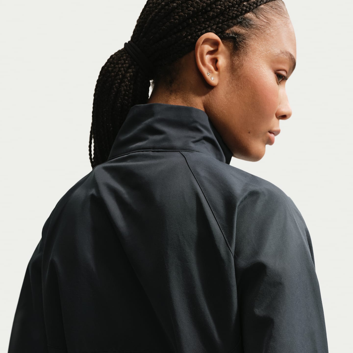 Женская куртка Nike Sportswear оверсайз на молнии 1/4, цвет: Чёрный / Меловой — фото 2