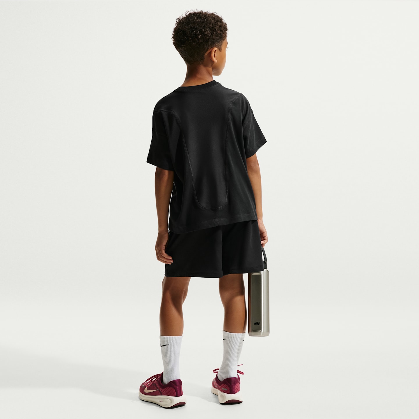 Детские флисовые шорты для мальчиков Nike Pro Dri-FIT, цвет: Чёрный / Белый — фото 5