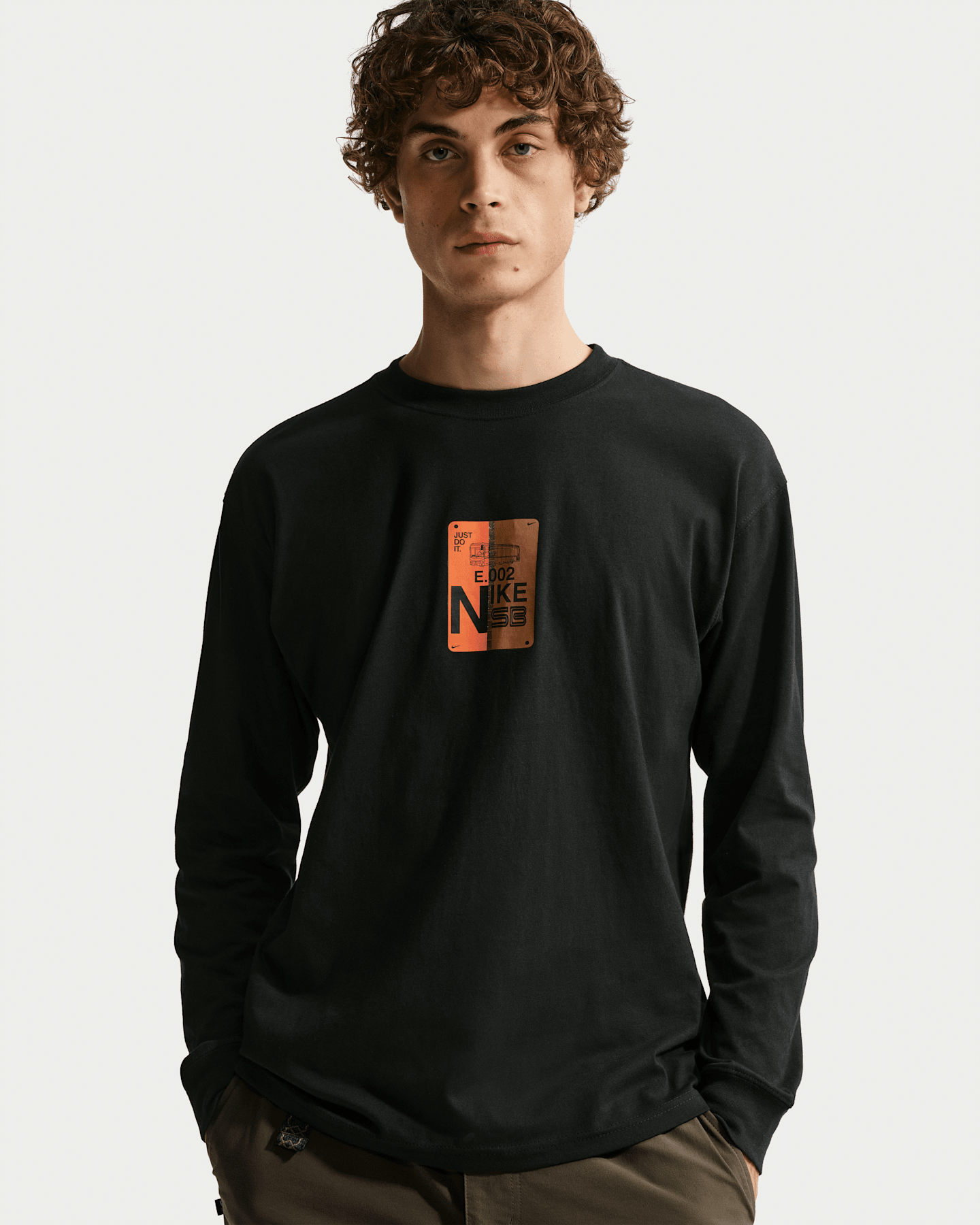 Футболка для скейтбординга Nike SB свободного кроя с длинным рукавом, цвет: Чёрный / Оранжевый — фото 6