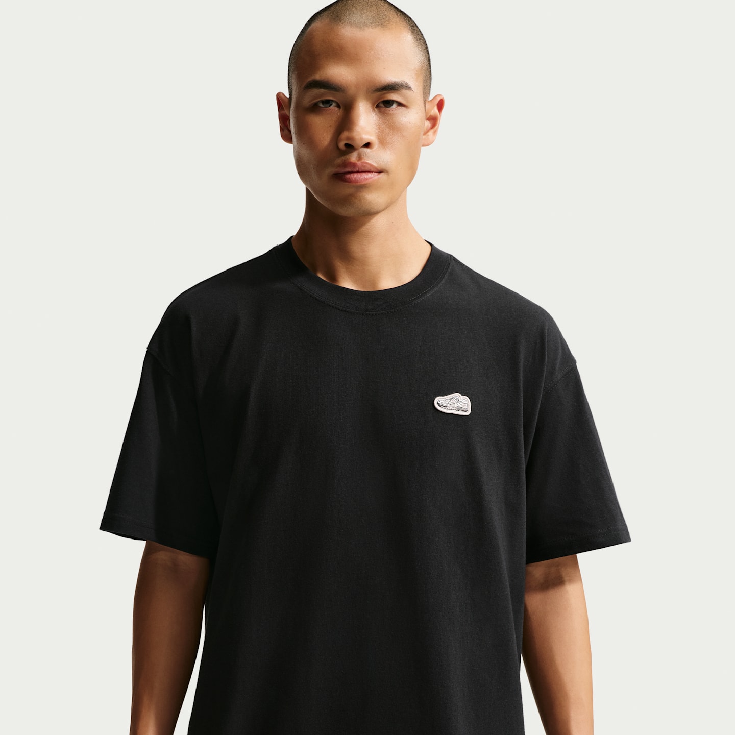 Футболка Nike Sportswear с нашивкой Vomero, цвет: Чёрный — фото 1
