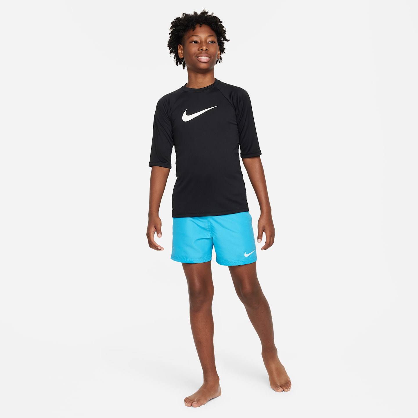 Детская плавательная футболка Nike Swim Hydroguard Essential Dri-FIT UV для мальчиков, цвет: Чёрный — фото 6