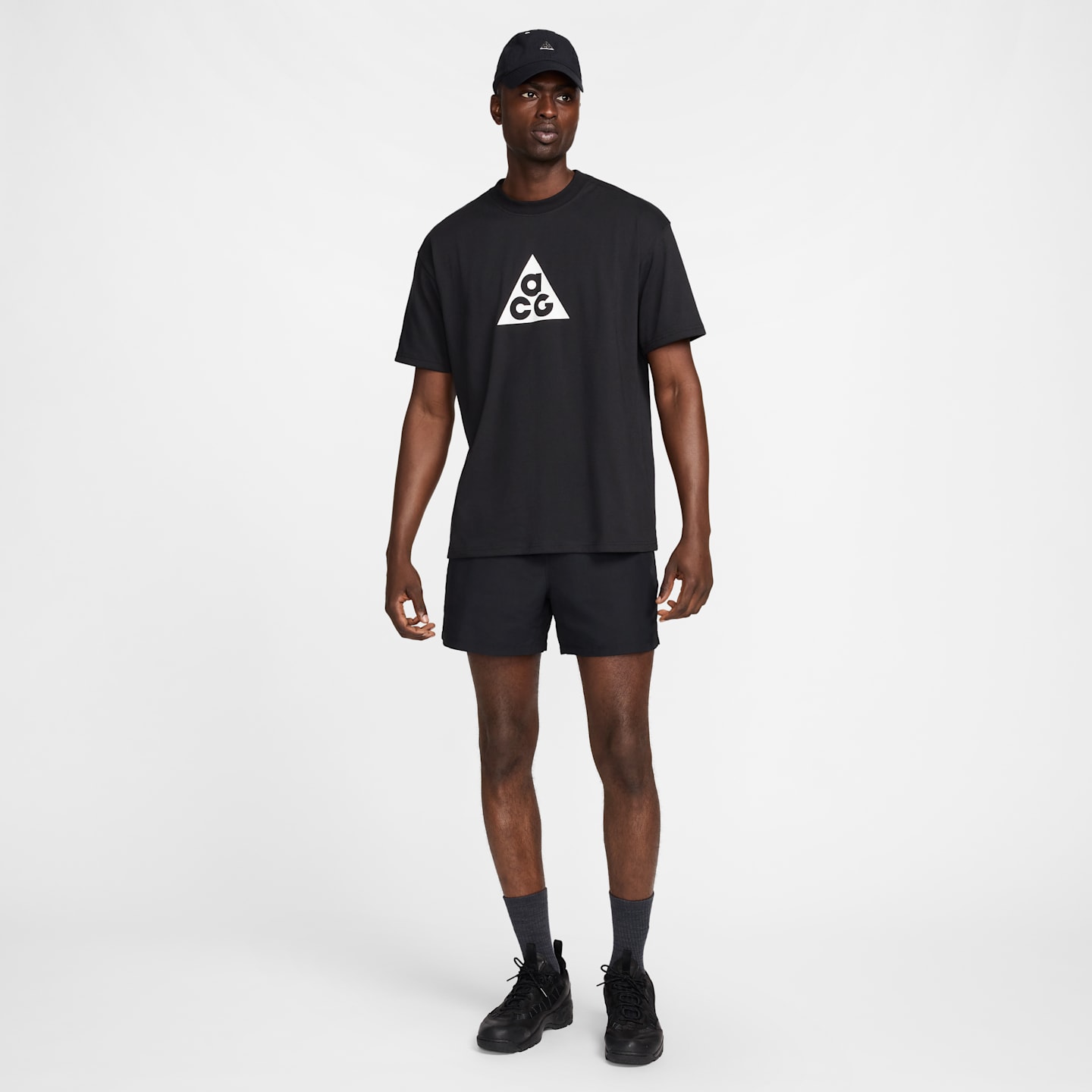 Мужские шорты Nike ACG Reservoir Goat, цвет: Чёрный / Антрацитовый — фото 10