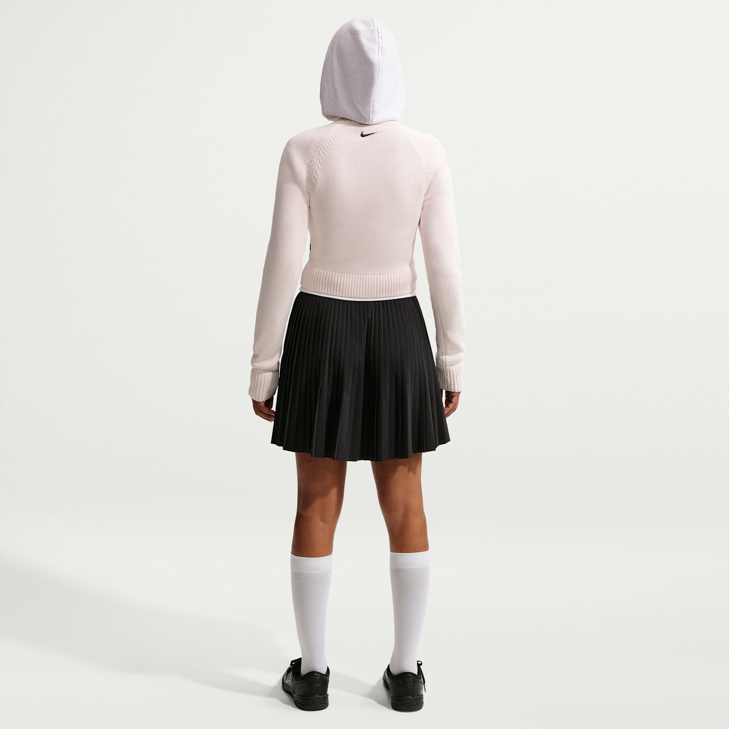 Женский облегающий свитер Nike Sportswear с принтом на молнии, цвет: Меловой / Чёрный — фото 5